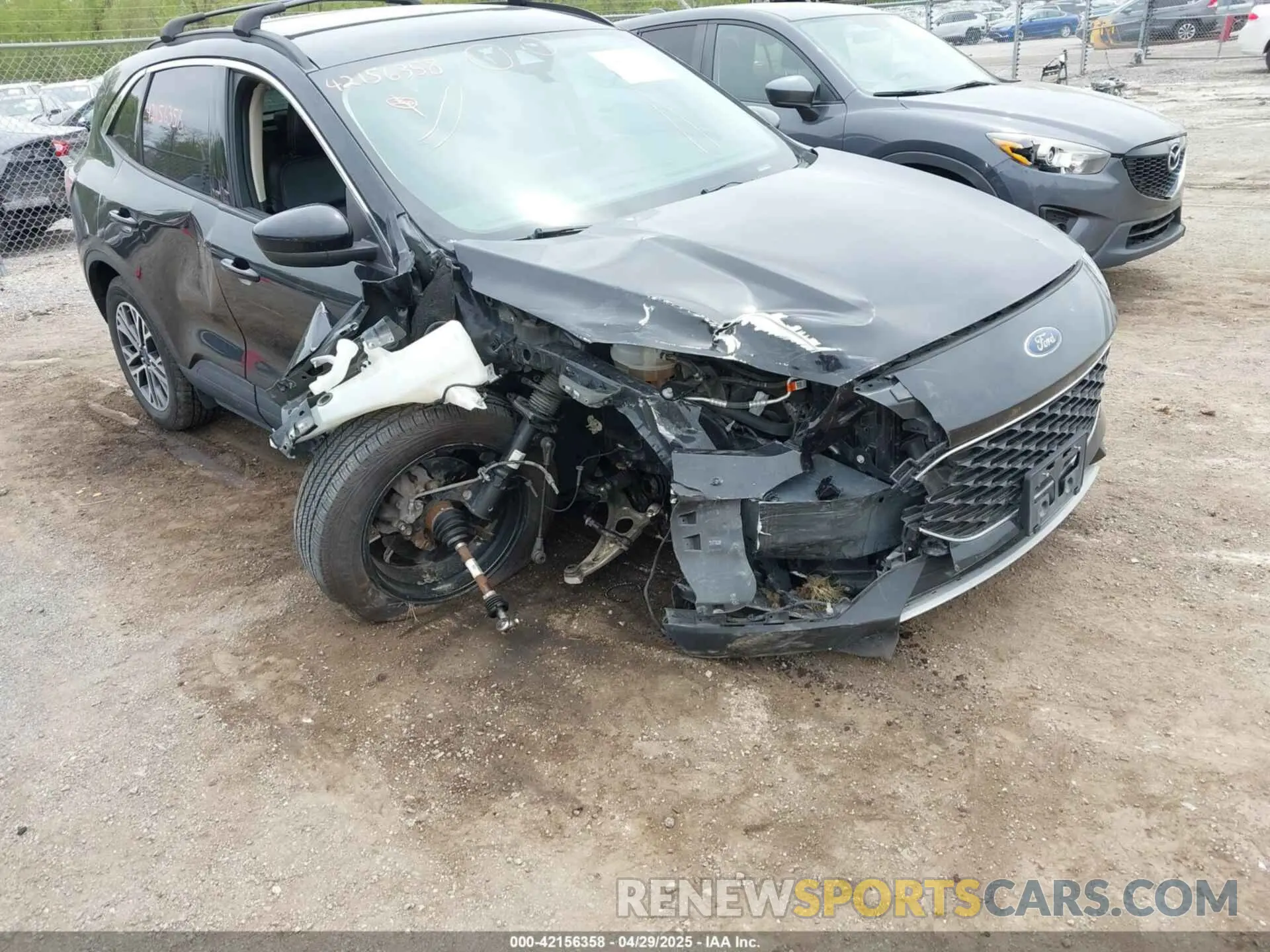 6 Photograph of a damaged car 1FMCU9H6XLUB74228 FORD ESCAPE 2020