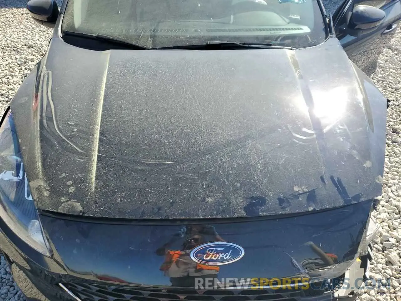 13 Photograph of a damaged car 1FMCU9H91LUA68034 FORD ESCAPE 2020
