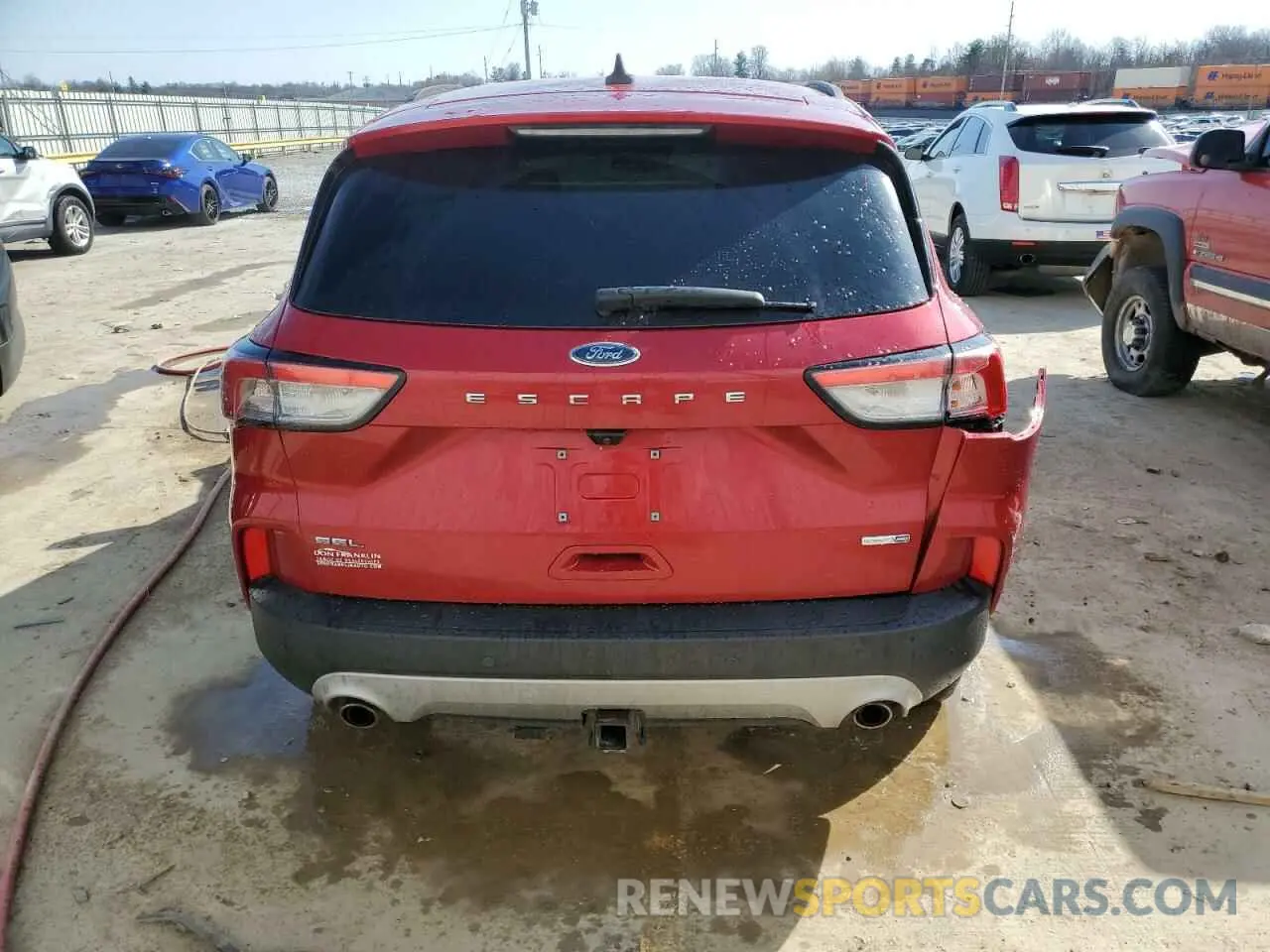 6 Photograph of a damaged car 1FMCU9H92LUB91860 FORD ESCAPE 2020