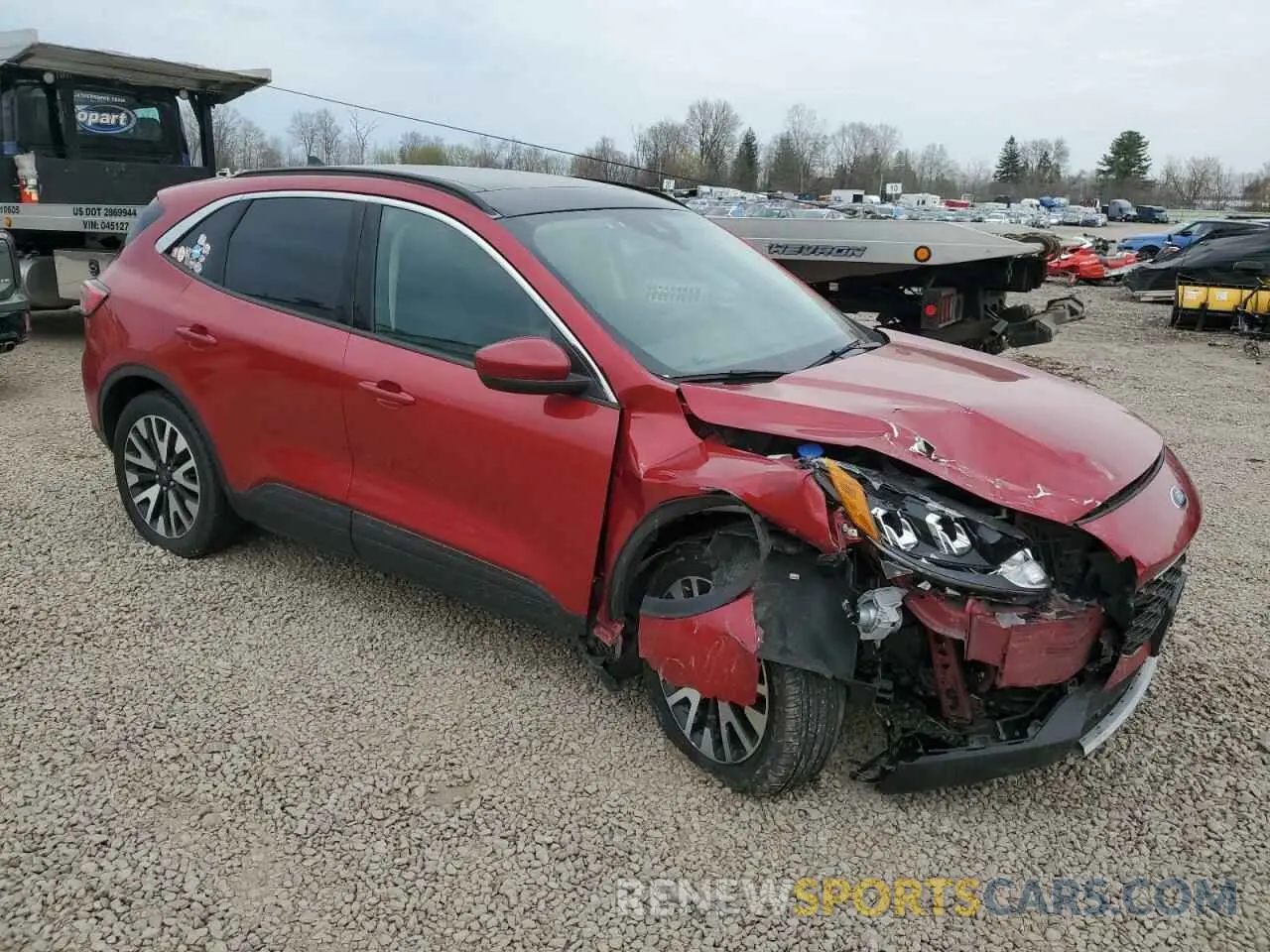 4 Photograph of a damaged car 1FMCU9H92LUC62426 FORD ESCAPE 2020