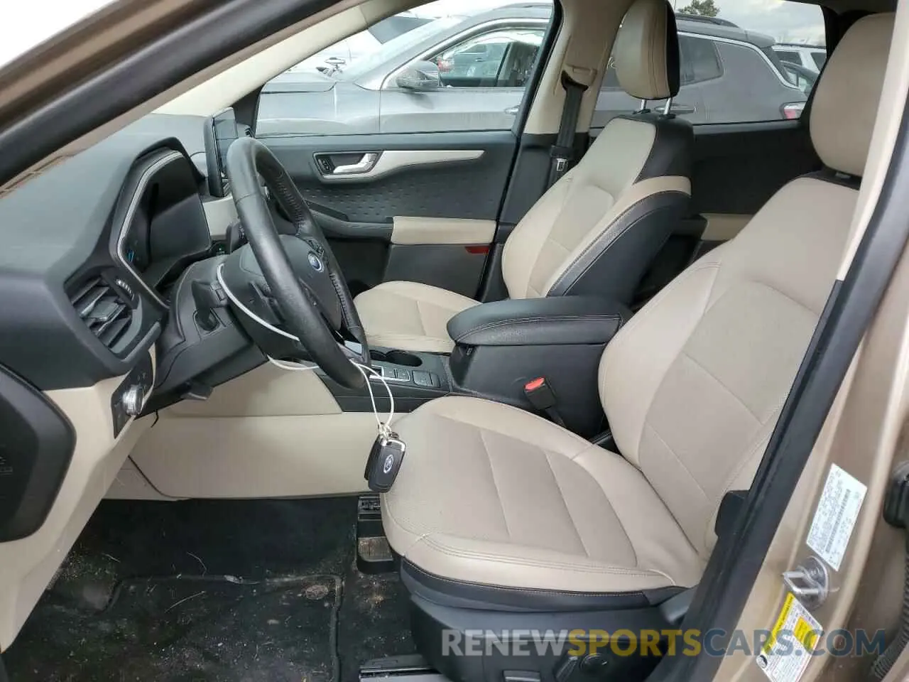 7 Photograph of a damaged car 1FMCU9H93LUA74403 FORD ESCAPE 2020