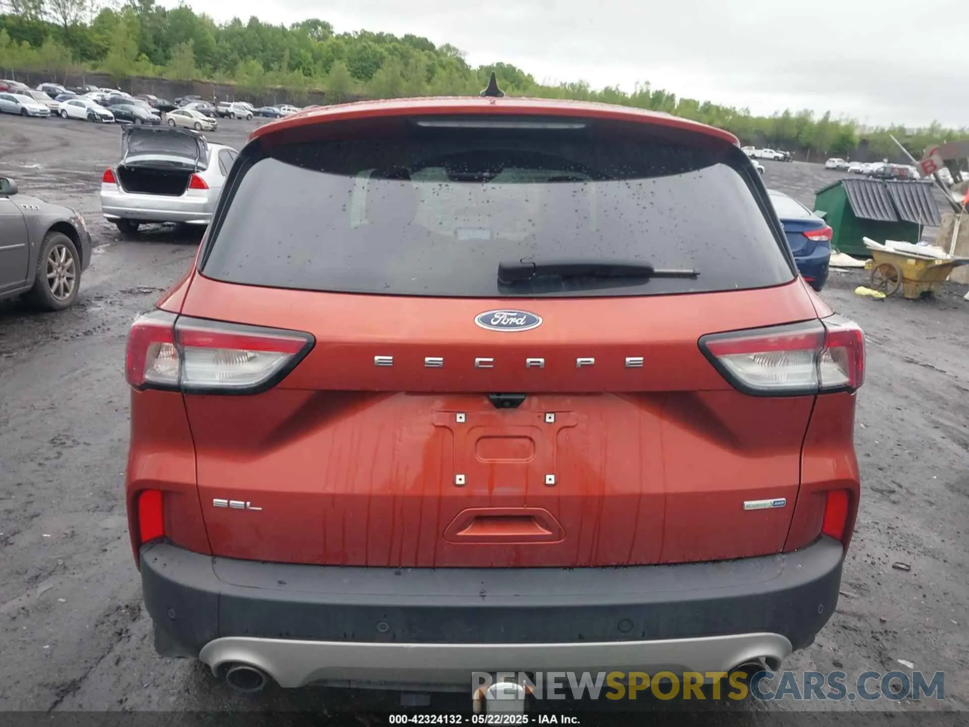 16 Photograph of a damaged car 1FMCU9H94LUA45296 FORD ESCAPE 2020