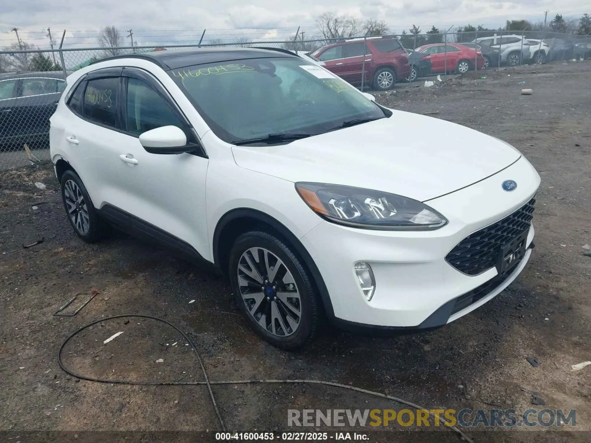 1 Photograph of a damaged car 1FMCU9H94LUB22569 FORD ESCAPE 2020