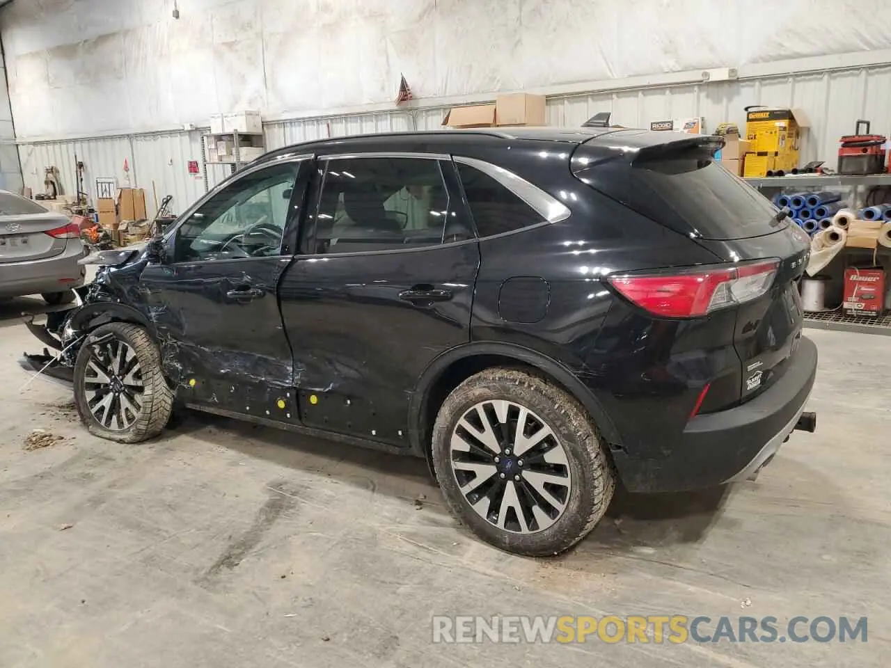 2 Photograph of a damaged car 1FMCU9H94LUB60805 FORD ESCAPE 2020