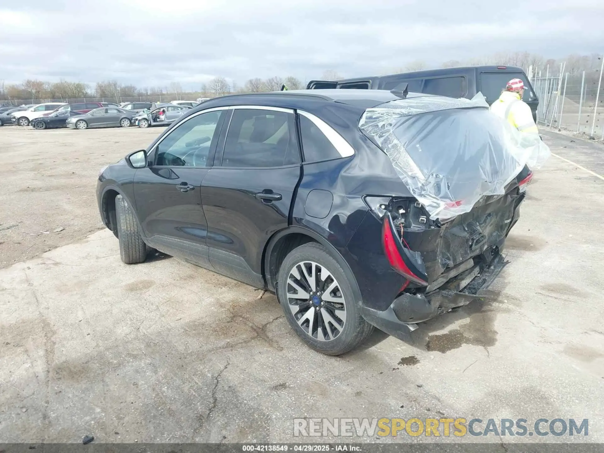 3 Photograph of a damaged car 1FMCU9H95LUC32837 FORD ESCAPE 2020