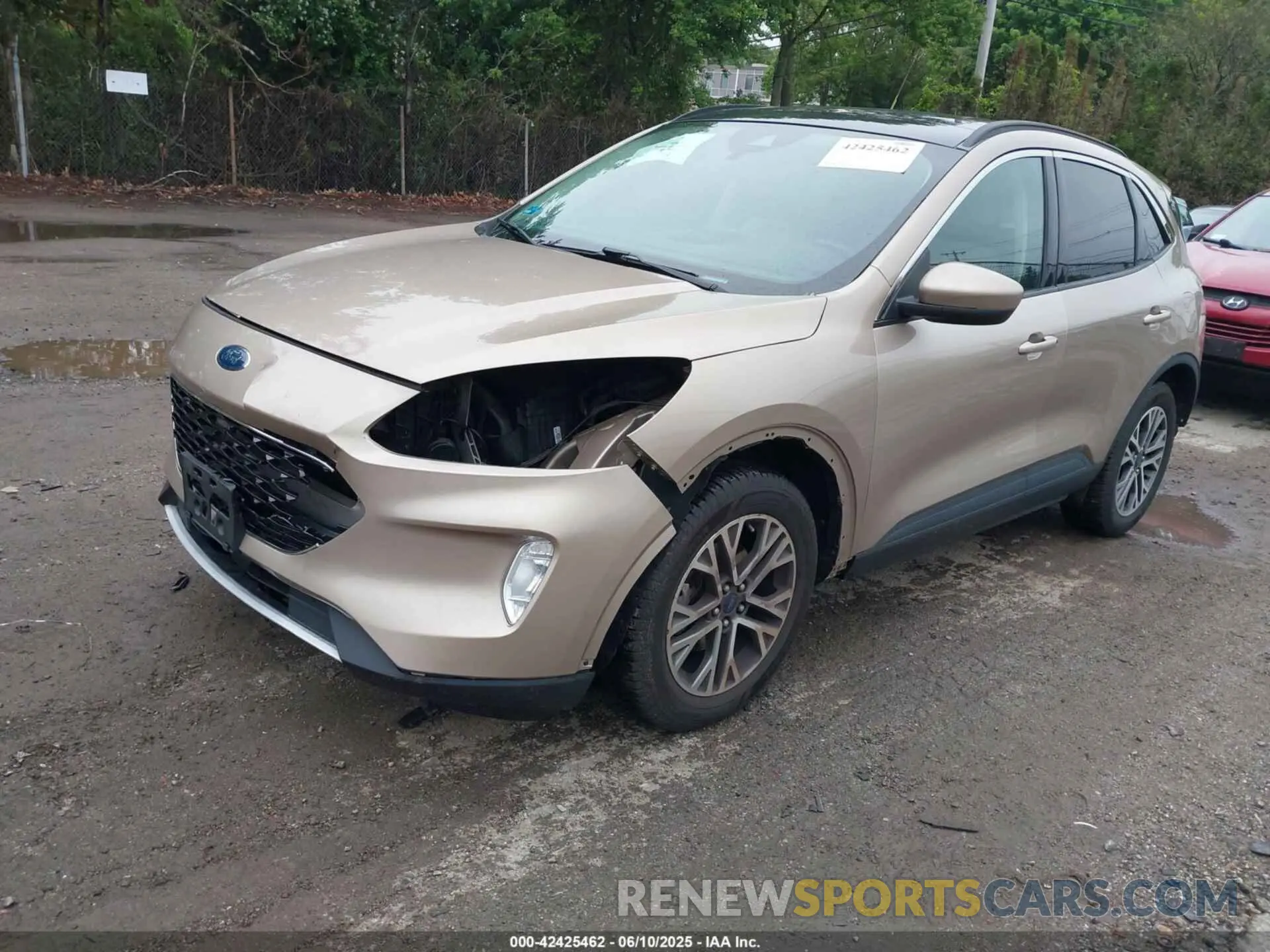 2 Photograph of a damaged car 1FMCU9H95LUC37519 FORD ESCAPE 2020