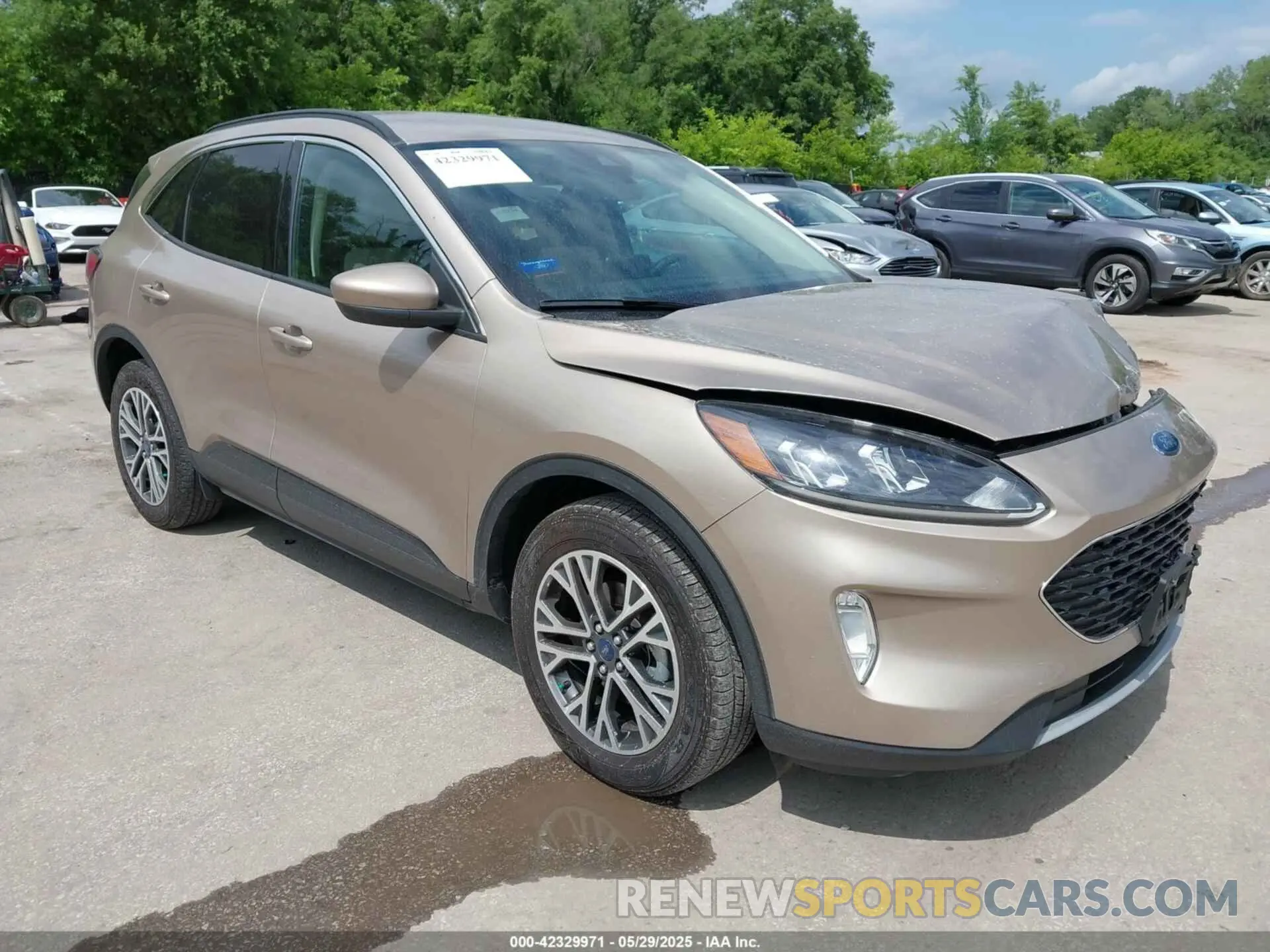 1 Photograph of a damaged car 1FMCU9H96LUB04185 FORD ESCAPE 2020