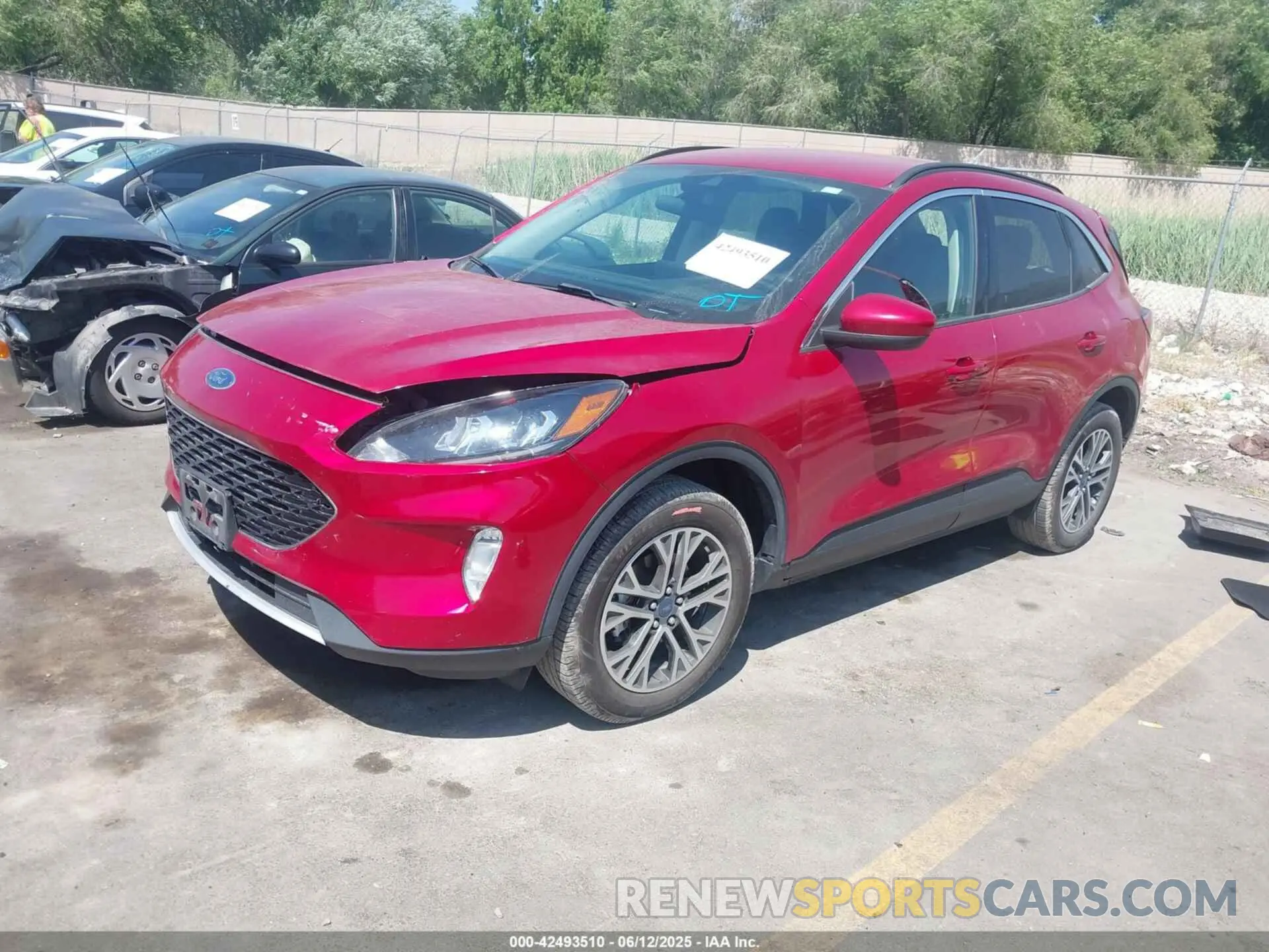 2 Photograph of a damaged car 1FMCU9H96LUB93983 FORD ESCAPE 2020