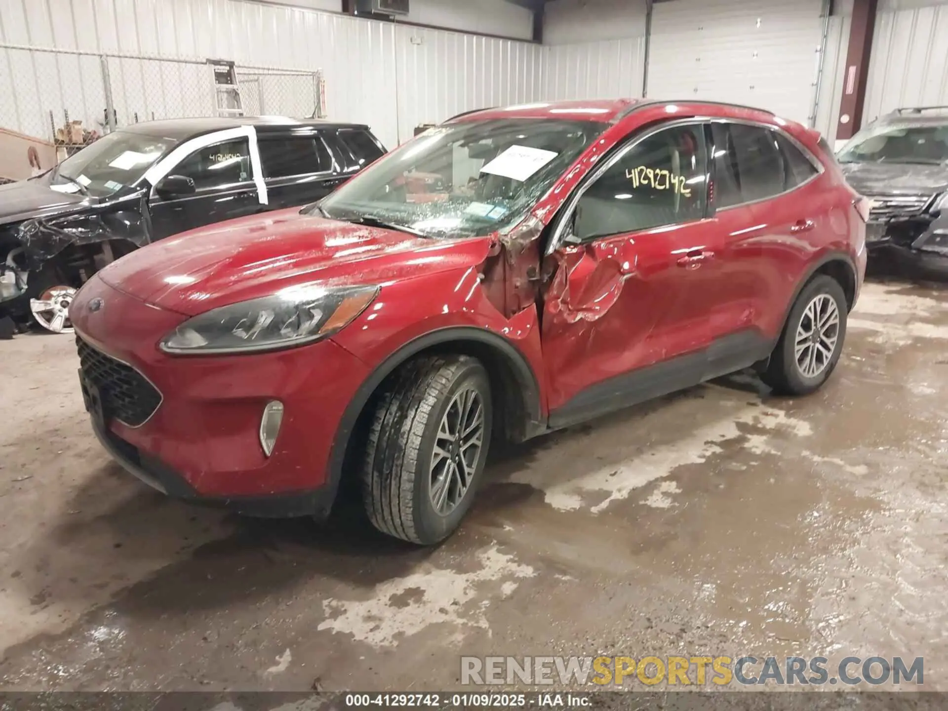 2 Photograph of a damaged car 1FMCU9H99LUB22955 FORD ESCAPE 2020