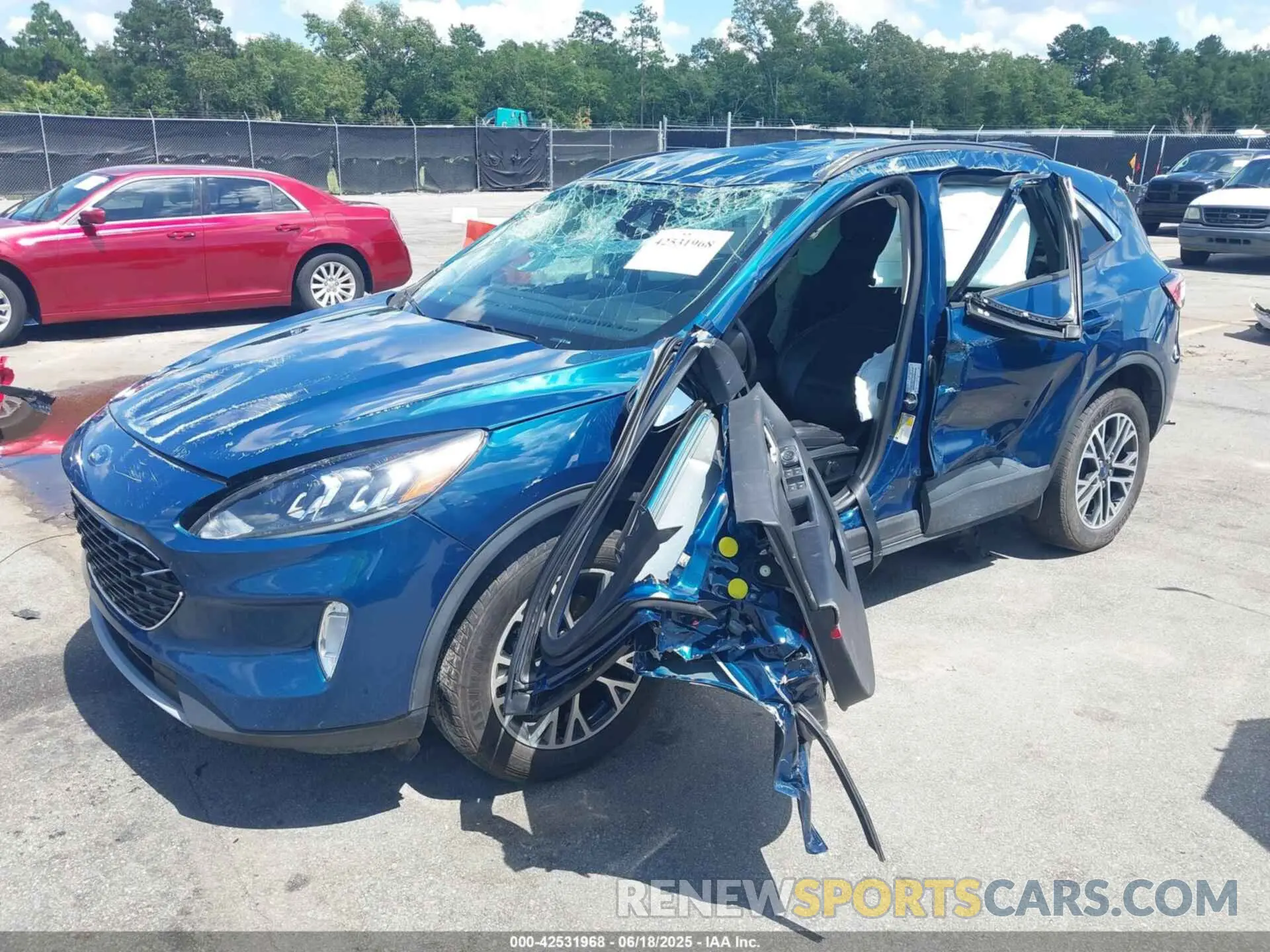 2 Photograph of a damaged car 1FMCU9H9XLUA92655 FORD ESCAPE 2020