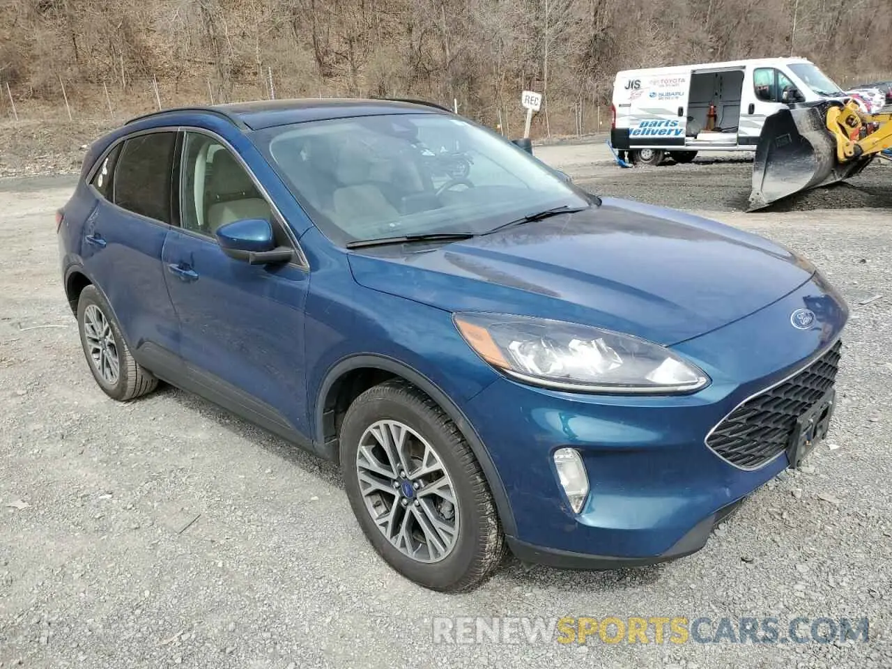 4 Photograph of a damaged car 1FMCU9H9XLUC53022 FORD ESCAPE 2020