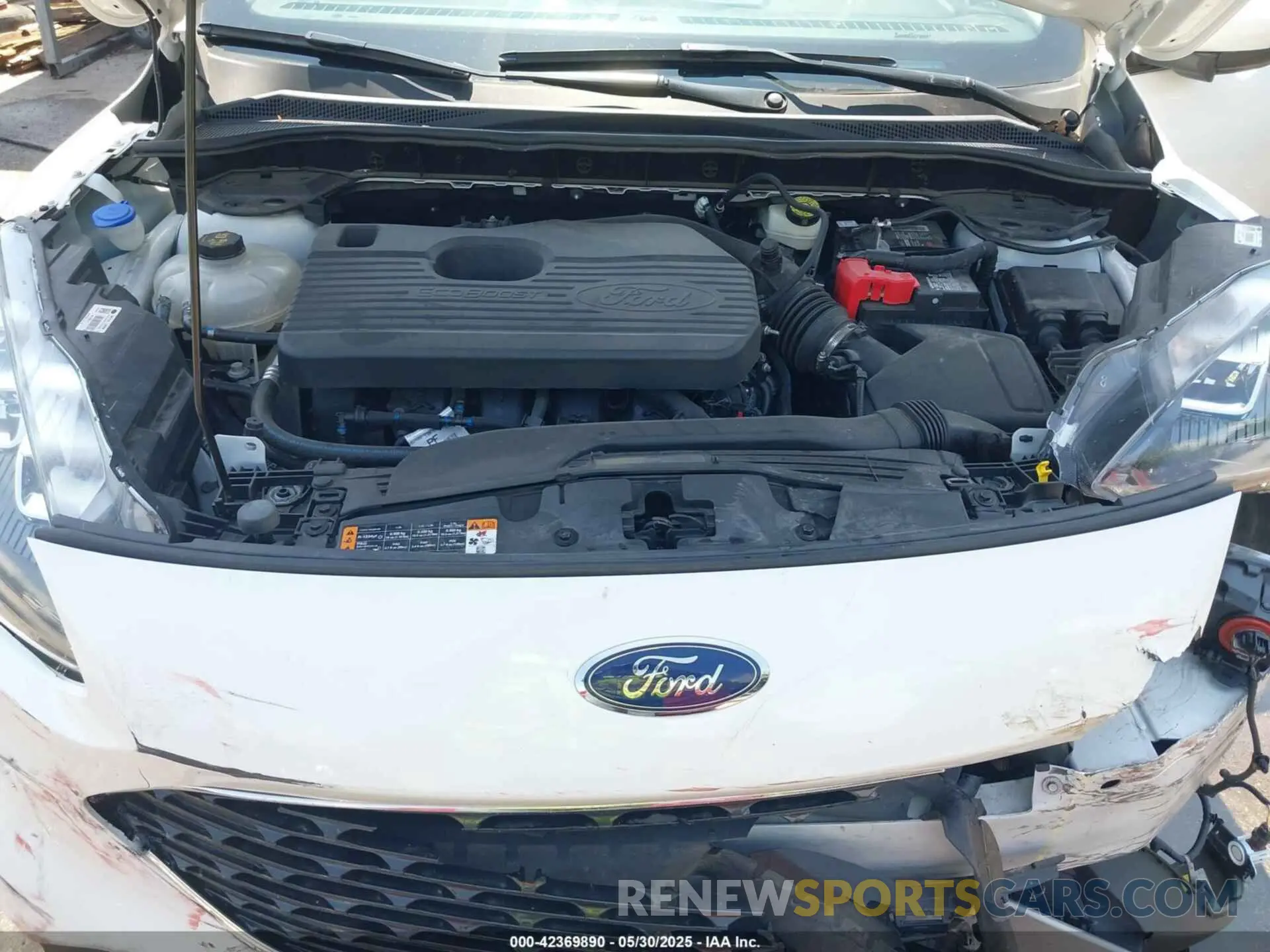 10 Photograph of a damaged car 1FMCU9J90LUA39747 FORD ESCAPE 2020
