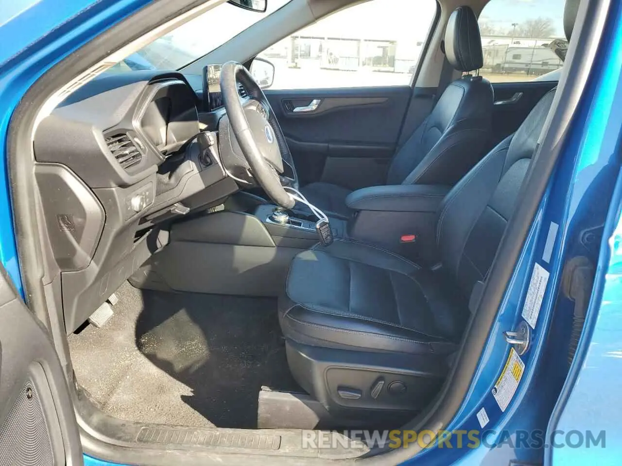 7 Photograph of a damaged car 1FMCU9J90LUB15211 FORD ESCAPE 2020