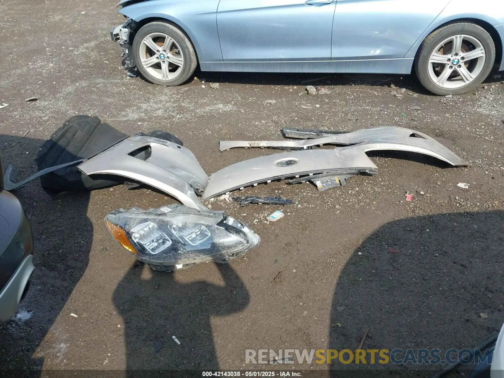 12 Photograph of a damaged car 1FMCU9J92LUB48243 FORD ESCAPE 2020
