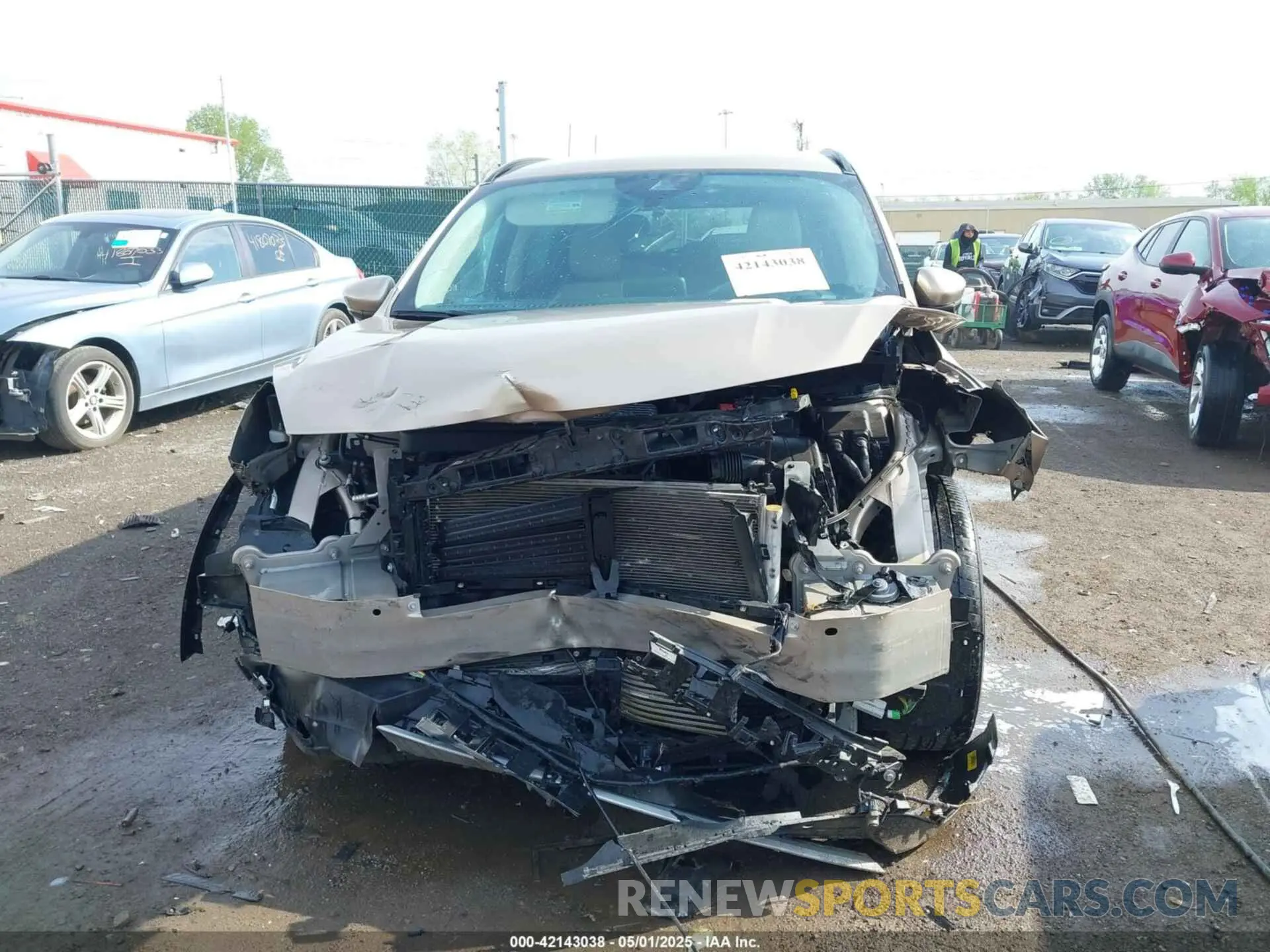 6 Photograph of a damaged car 1FMCU9J92LUB48243 FORD ESCAPE 2020