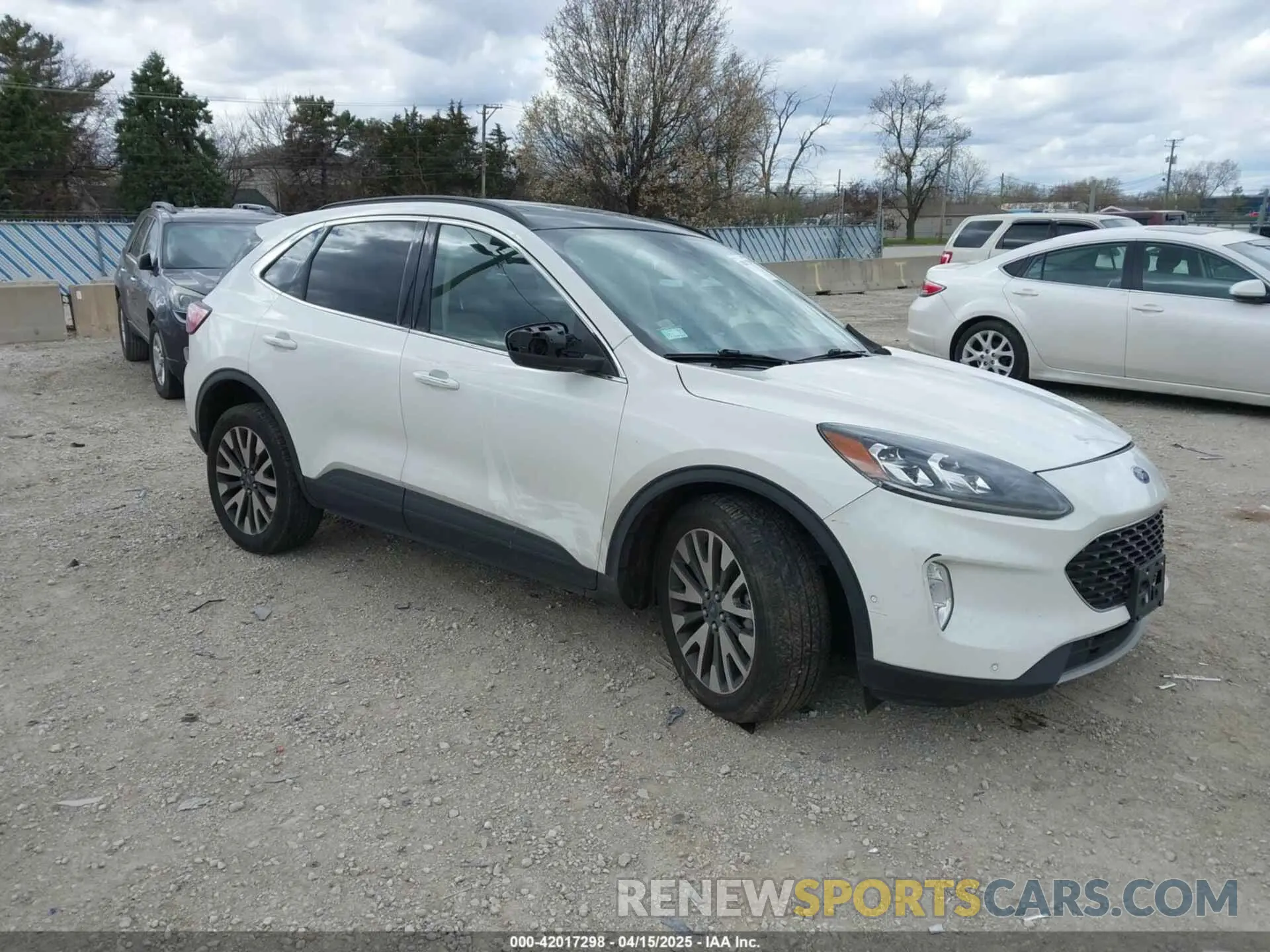 1 Photograph of a damaged car 1FMCU9J93LUA08203 FORD ESCAPE 2020