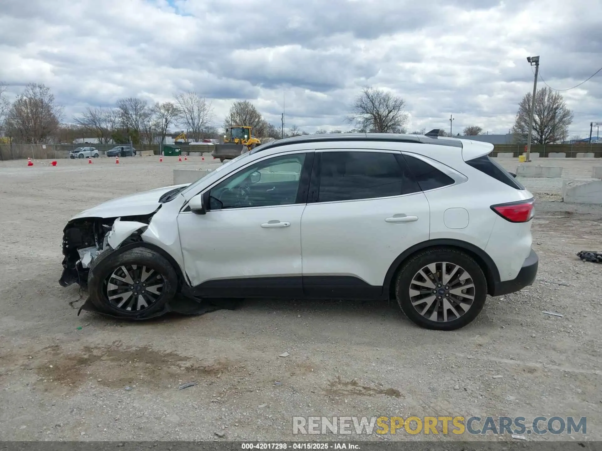 13 Photograph of a damaged car 1FMCU9J93LUA08203 FORD ESCAPE 2020