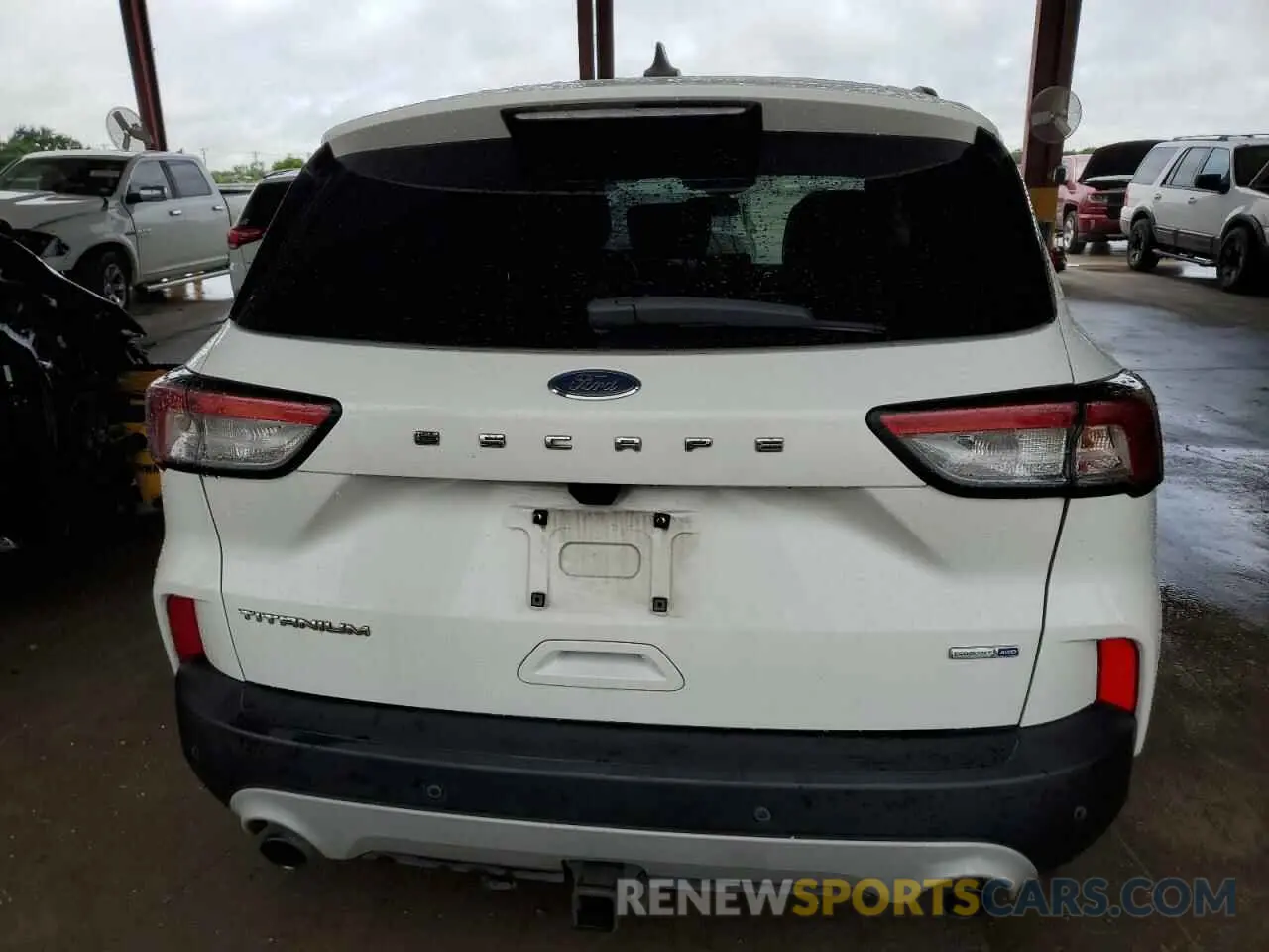 6 Photograph of a damaged car 1FMCU9J93LUB16241 FORD ESCAPE 2020