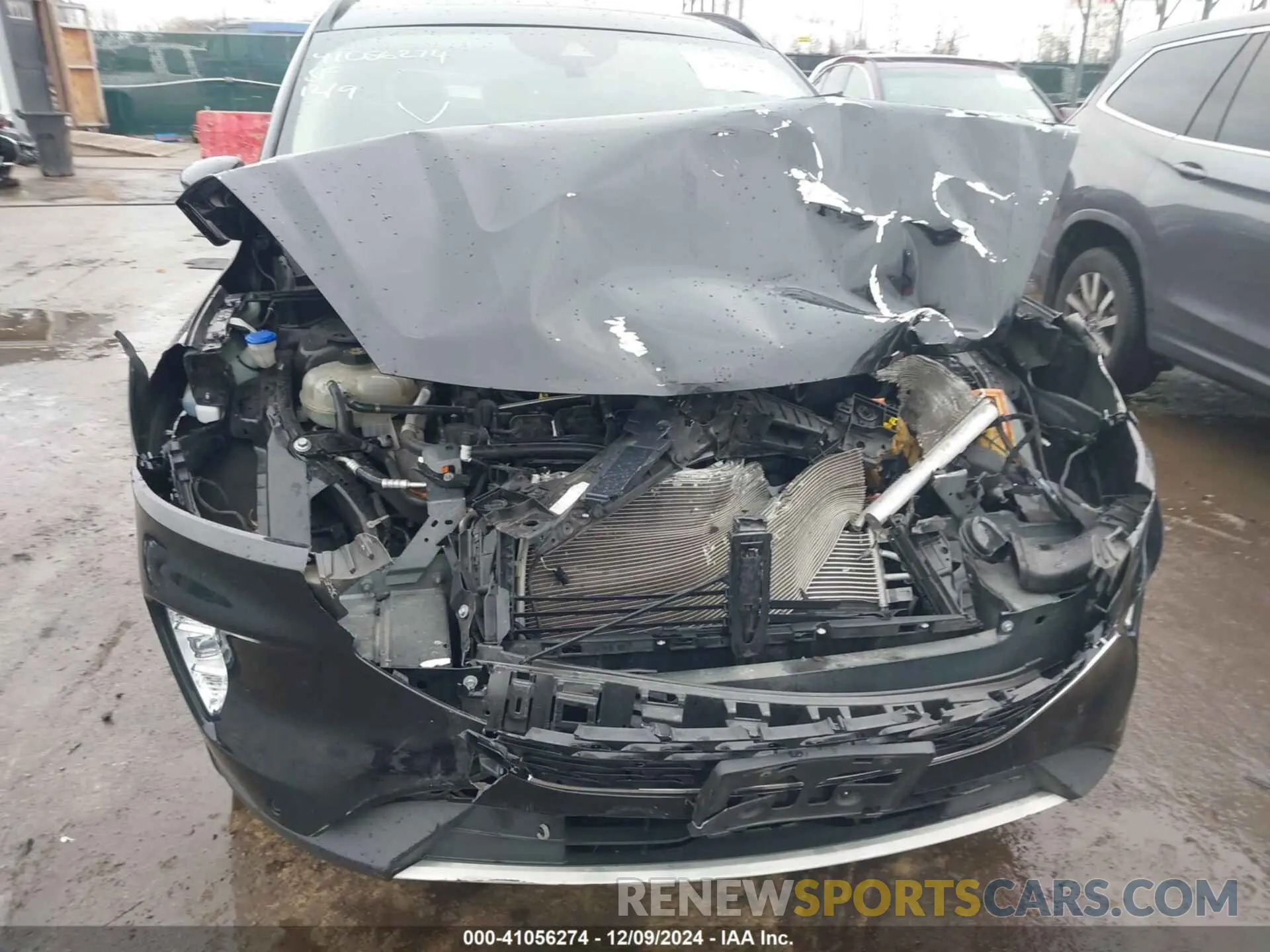 18 Photograph of a damaged car 1FMCU9J95LUA07005 FORD ESCAPE 2020
