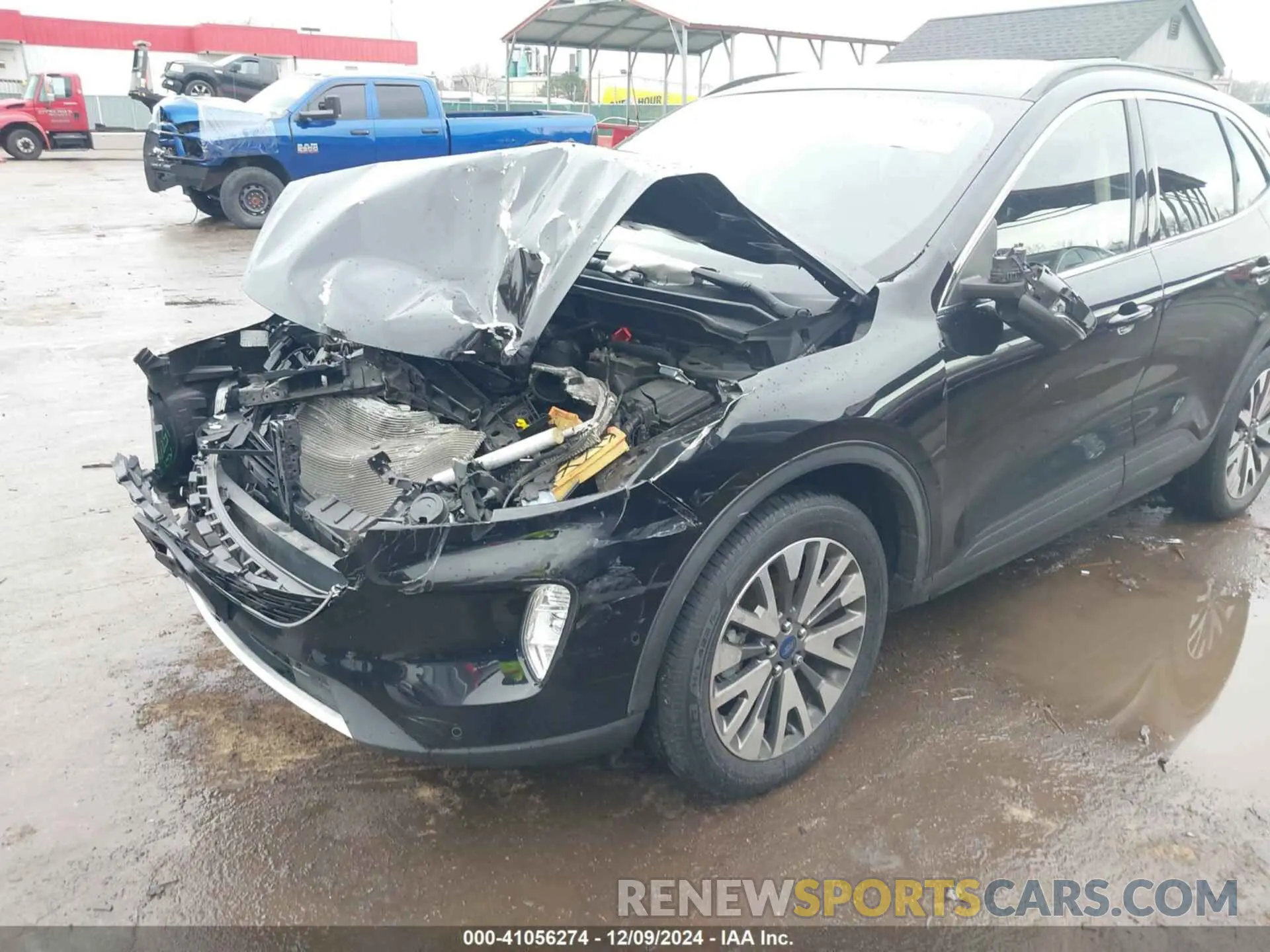 6 Photograph of a damaged car 1FMCU9J95LUA07005 FORD ESCAPE 2020