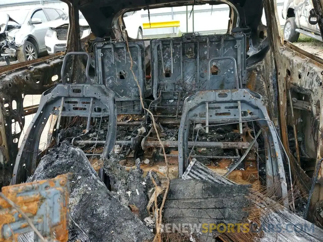 10 Photograph of a damaged car 1FMCU9J95LUB16208 FORD ESCAPE 2020