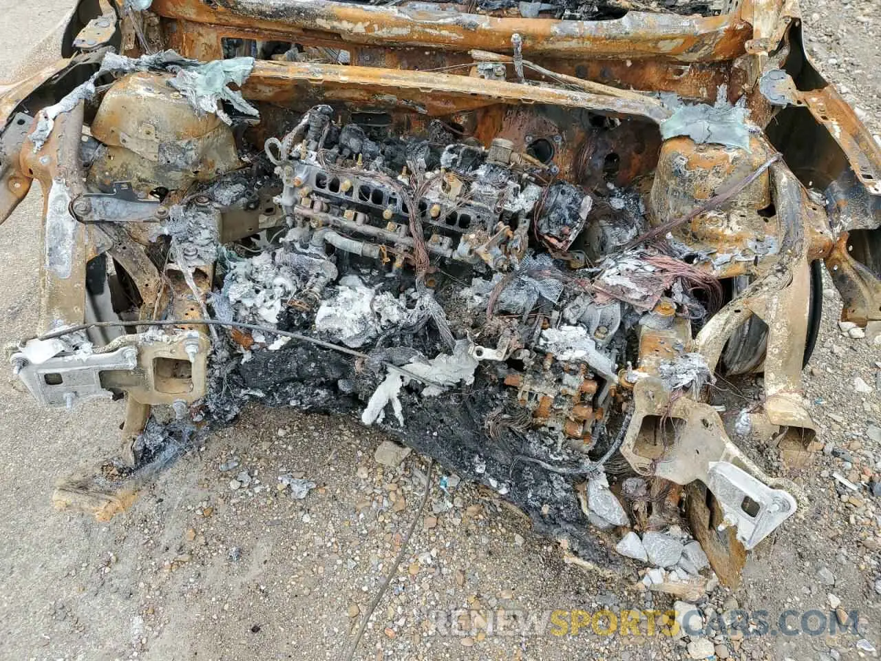 13 Photograph of a damaged car 1FMCU9J95LUB16208 FORD ESCAPE 2020