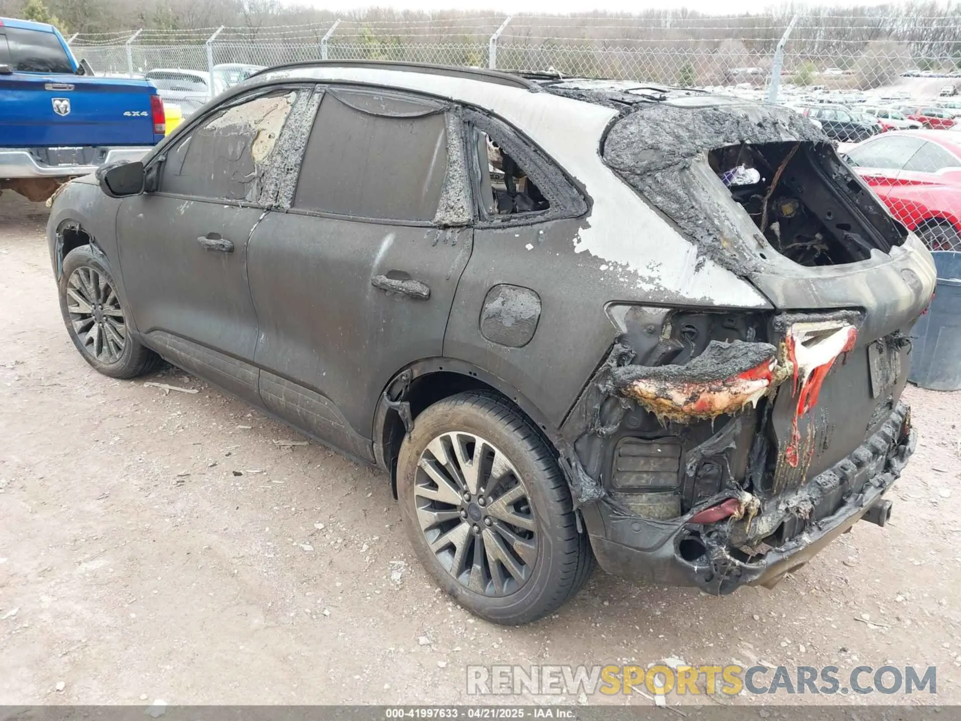 3 Photograph of a damaged car 1FMCU9J95LUB42775 FORD ESCAPE 2020