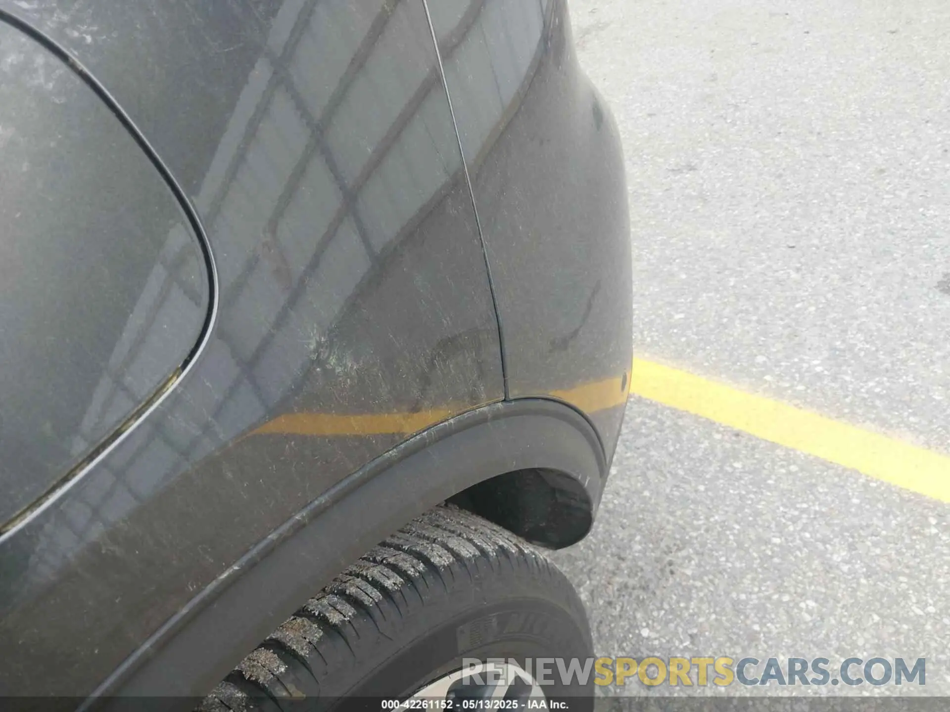 18 Photograph of a damaged car 1FMCU9J96LUA00564 FORD ESCAPE 2020