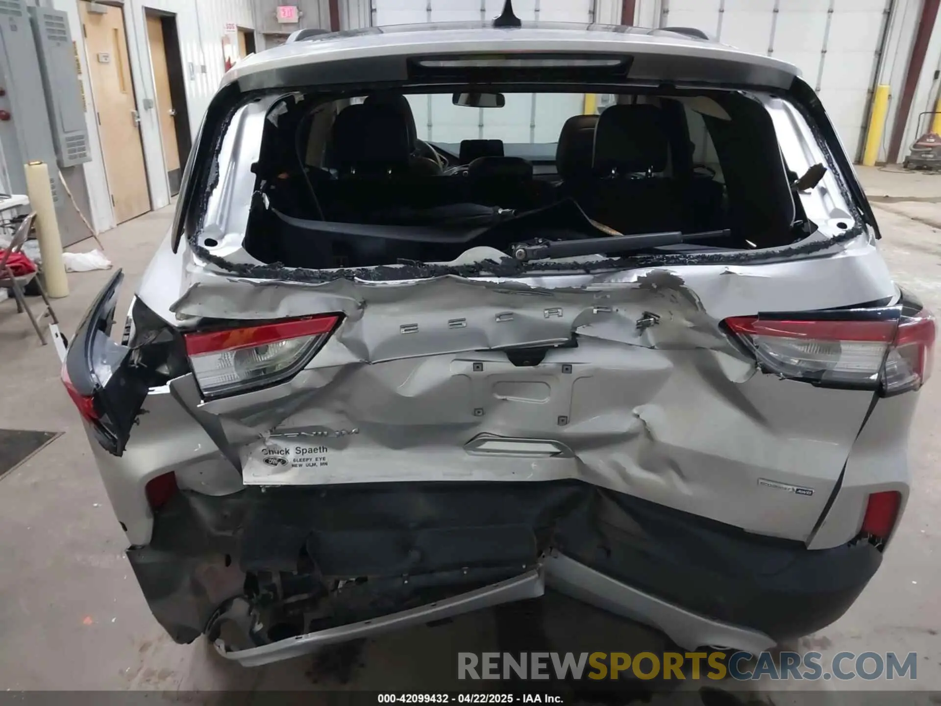 16 Photograph of a damaged car 1FMCU9J96LUB45412 FORD ESCAPE 2020