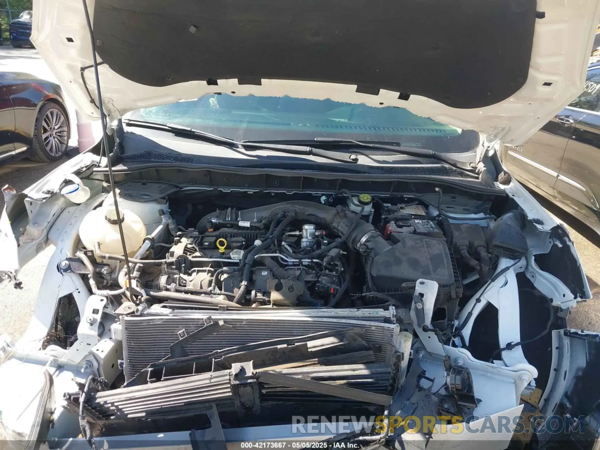 10 Photograph of a damaged car 1FMCU9J96LUC05611 FORD ESCAPE 2020