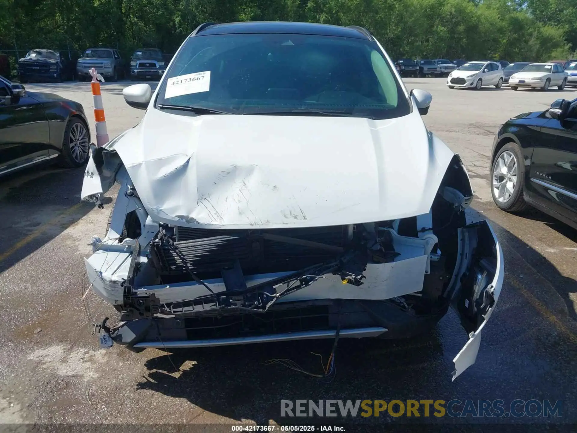 6 Photograph of a damaged car 1FMCU9J96LUC05611 FORD ESCAPE 2020