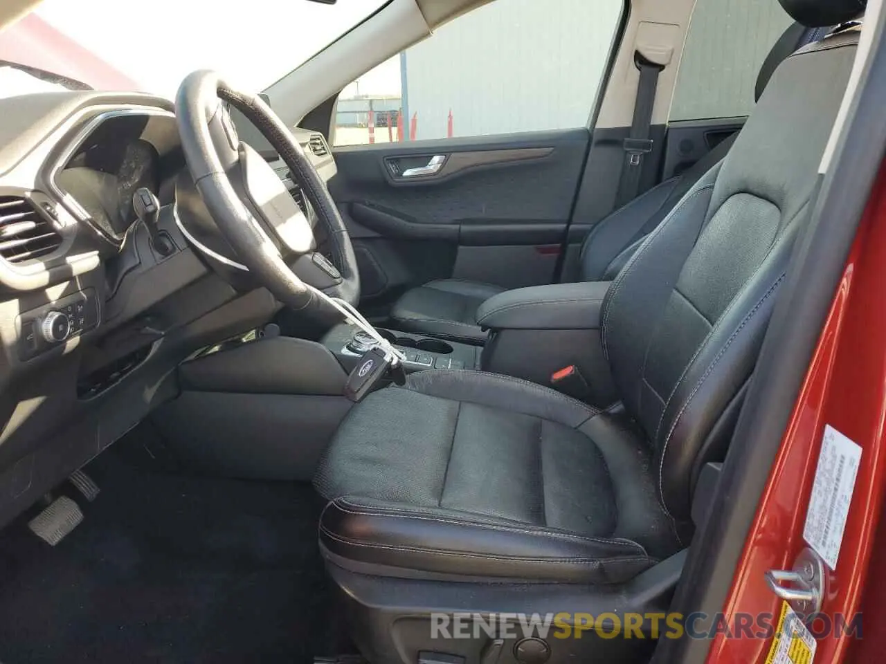 7 Photograph of a damaged car 1FMCU9J96LUC13997 FORD ESCAPE 2020