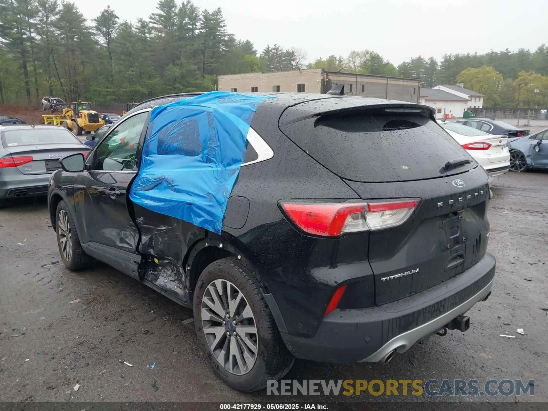 14 Photograph of a damaged car 1FMCU9J97LUA64399 FORD ESCAPE 2020