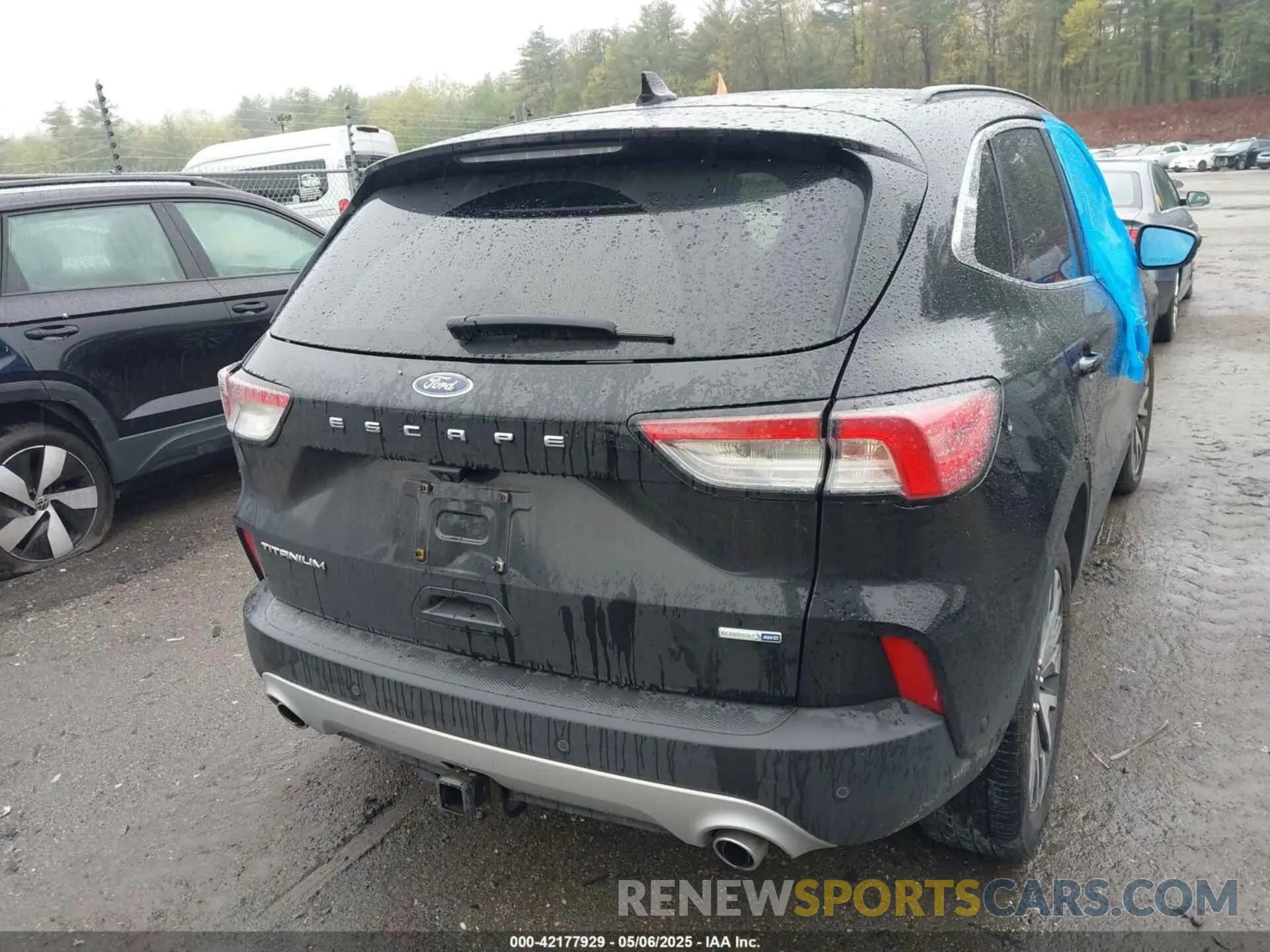 16 Photograph of a damaged car 1FMCU9J97LUA64399 FORD ESCAPE 2020