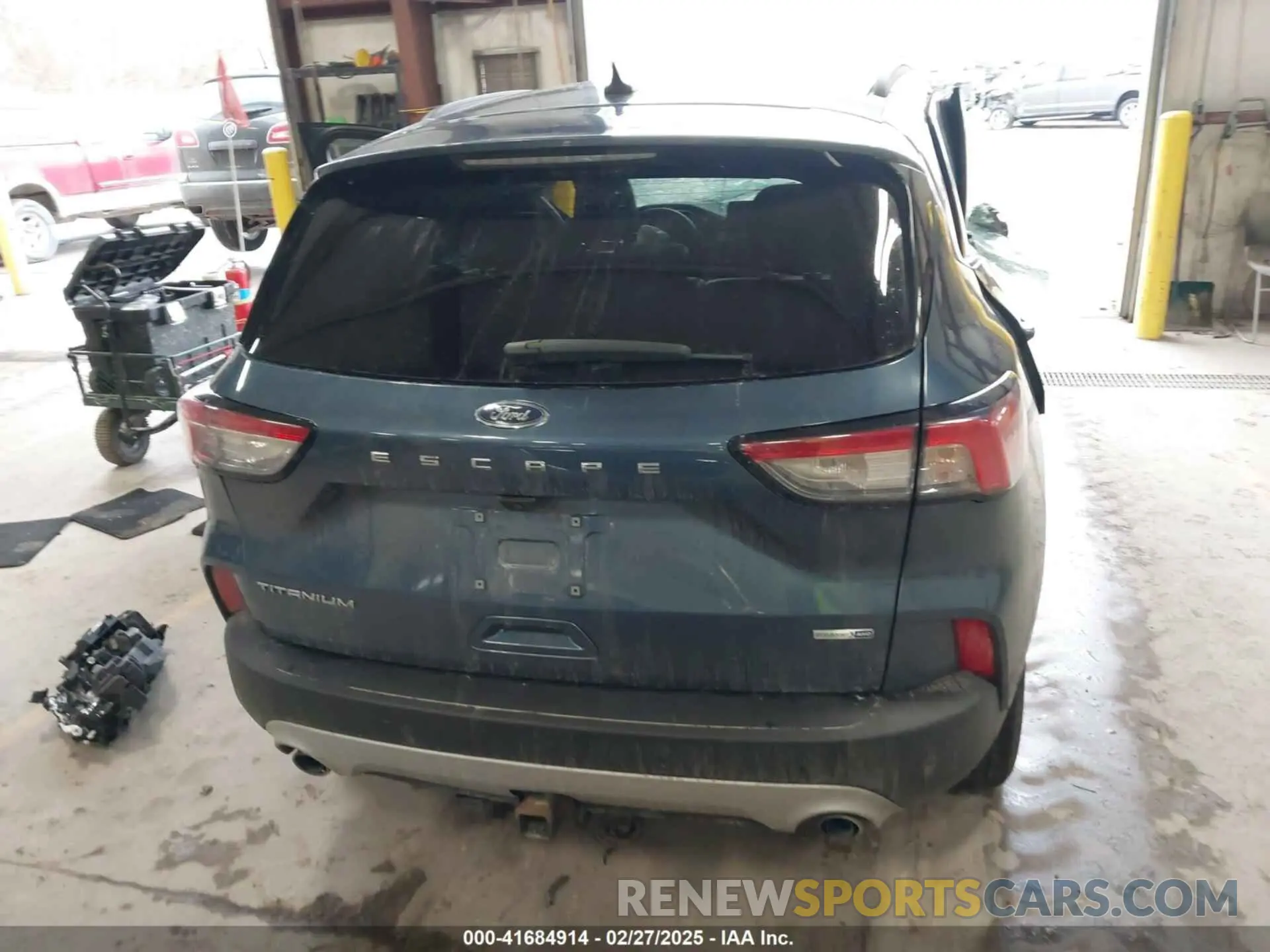 16 Photograph of a damaged car 1FMCU9J97LUC12700 FORD ESCAPE 2020
