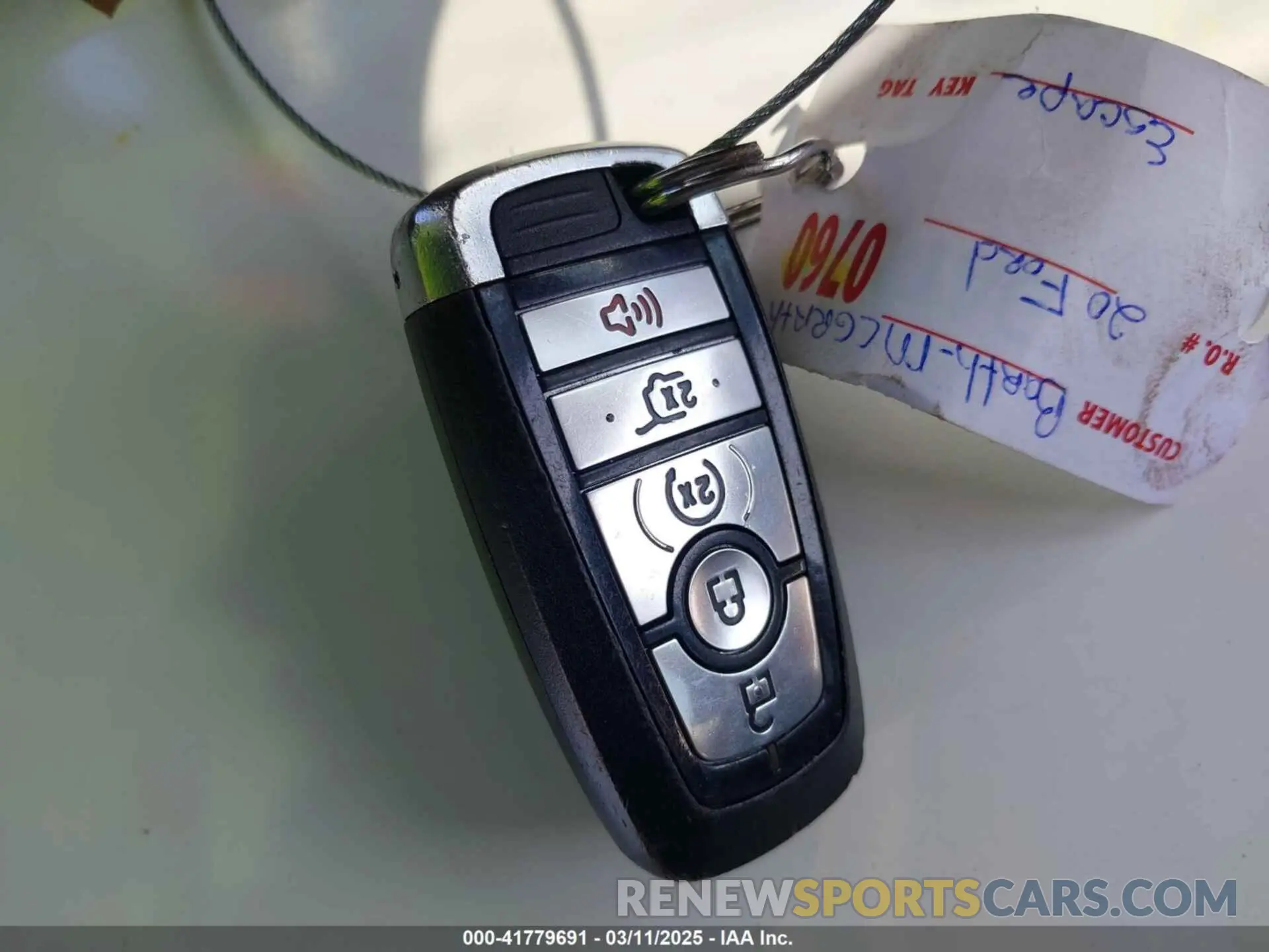 11 Photograph of a damaged car 1FMCU9J98LUA44923 FORD ESCAPE 2020