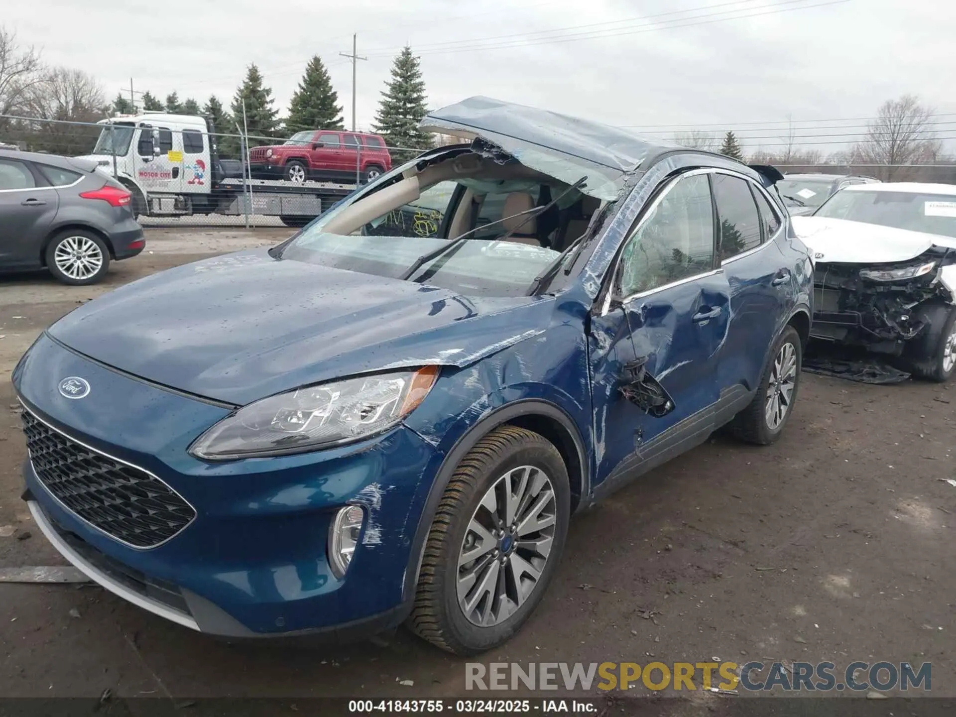 6 Photograph of a damaged car 1FMCU9J98LUC00068 FORD ESCAPE 2020