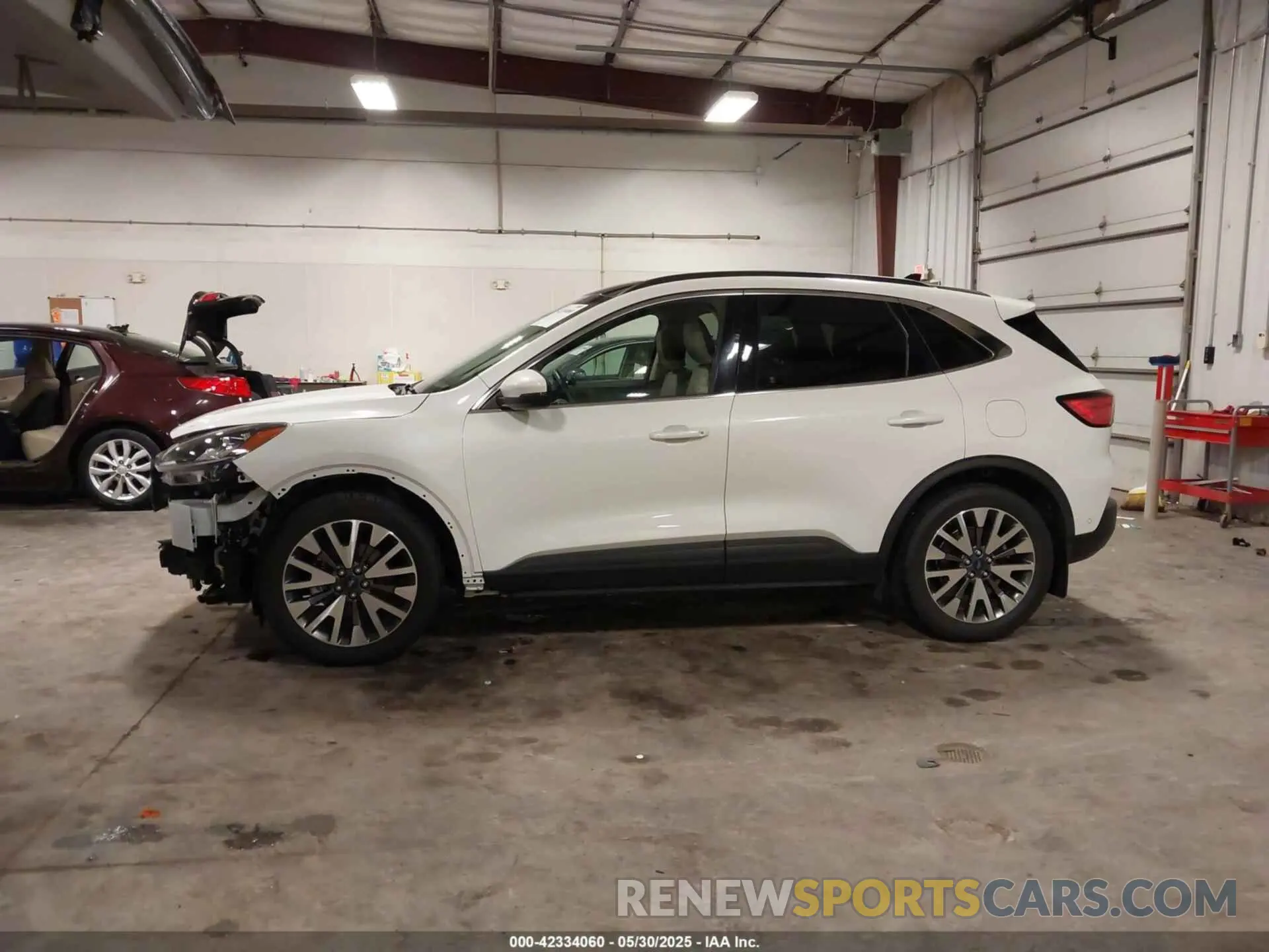 15 Photograph of a damaged car 1FMCU9J99LUA26706 FORD ESCAPE 2020