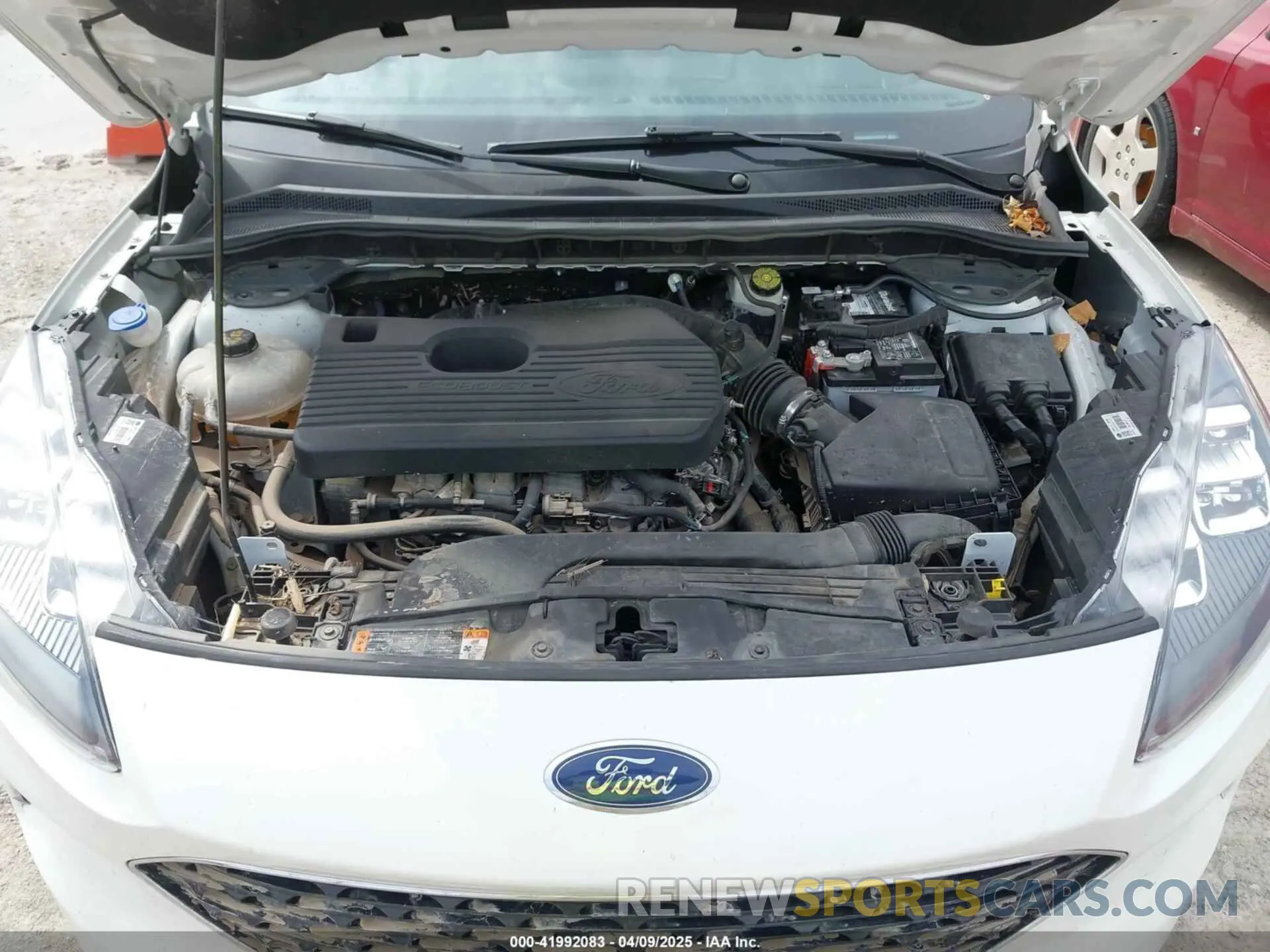 10 Photograph of a damaged car 1FMCU9J99LUB45341 FORD ESCAPE 2020