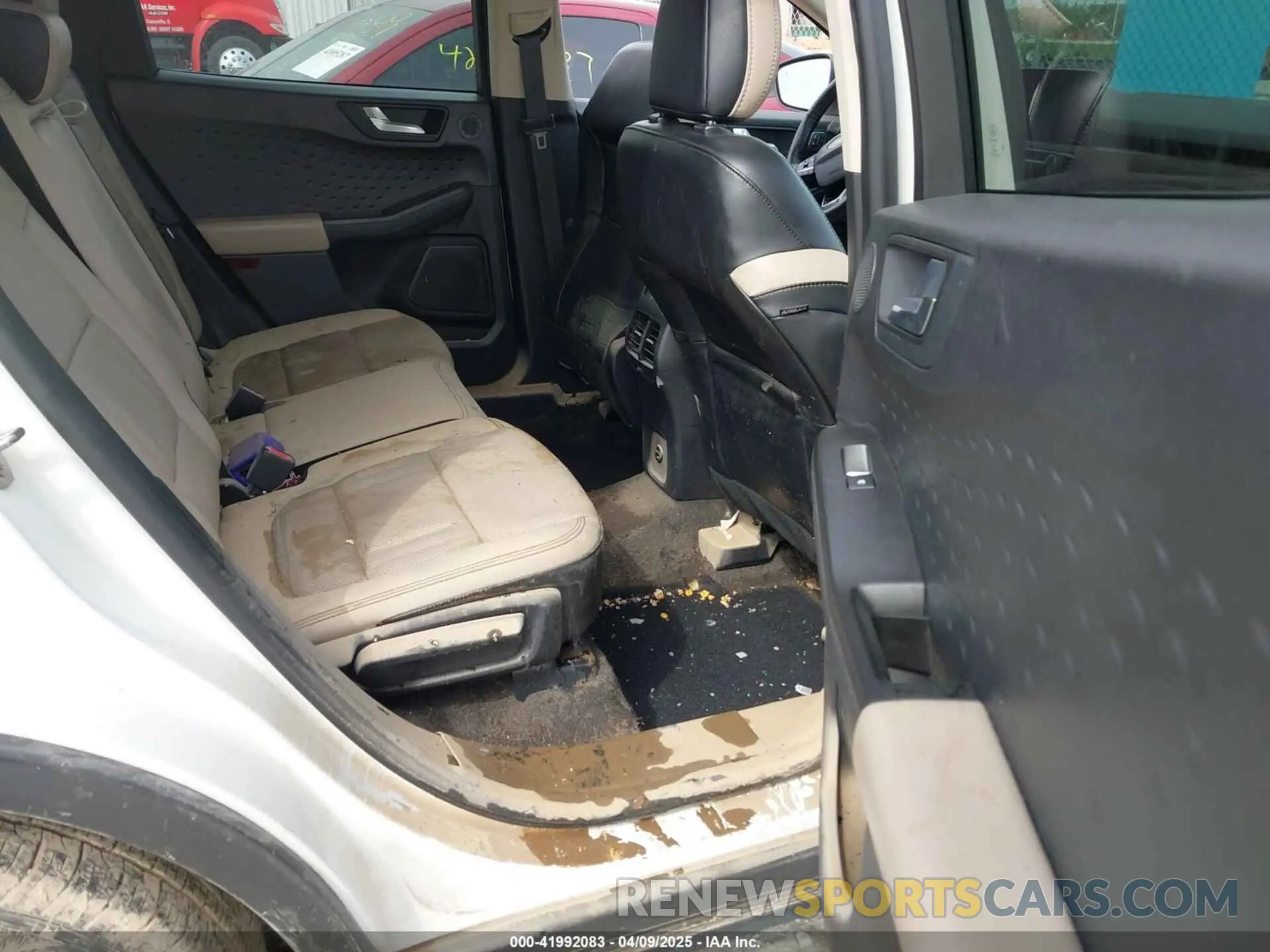 8 Photograph of a damaged car 1FMCU9J99LUB45341 FORD ESCAPE 2020