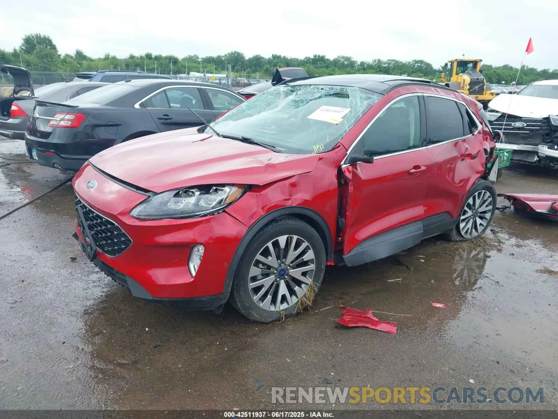 2 Photograph of a damaged car 1FMCU9J9XLUA99423 FORD ESCAPE 2020