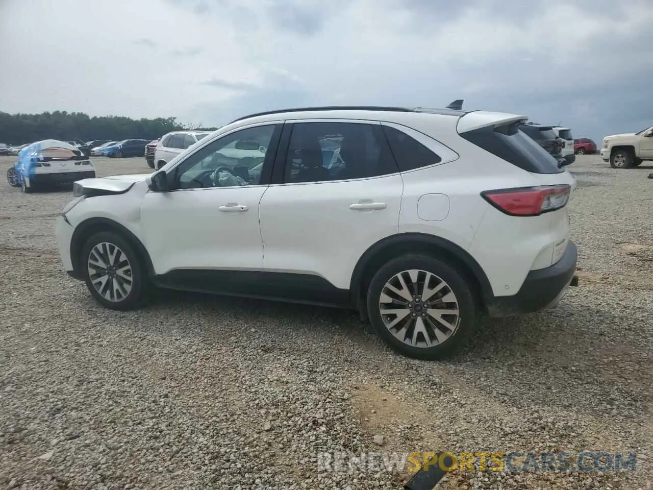 2 Photograph of a damaged car 1FMCU9J9XLUB57675 FORD ESCAPE 2020