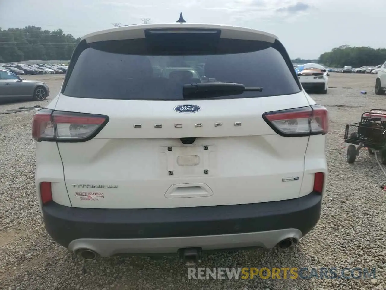 6 Photograph of a damaged car 1FMCU9J9XLUB57675 FORD ESCAPE 2020