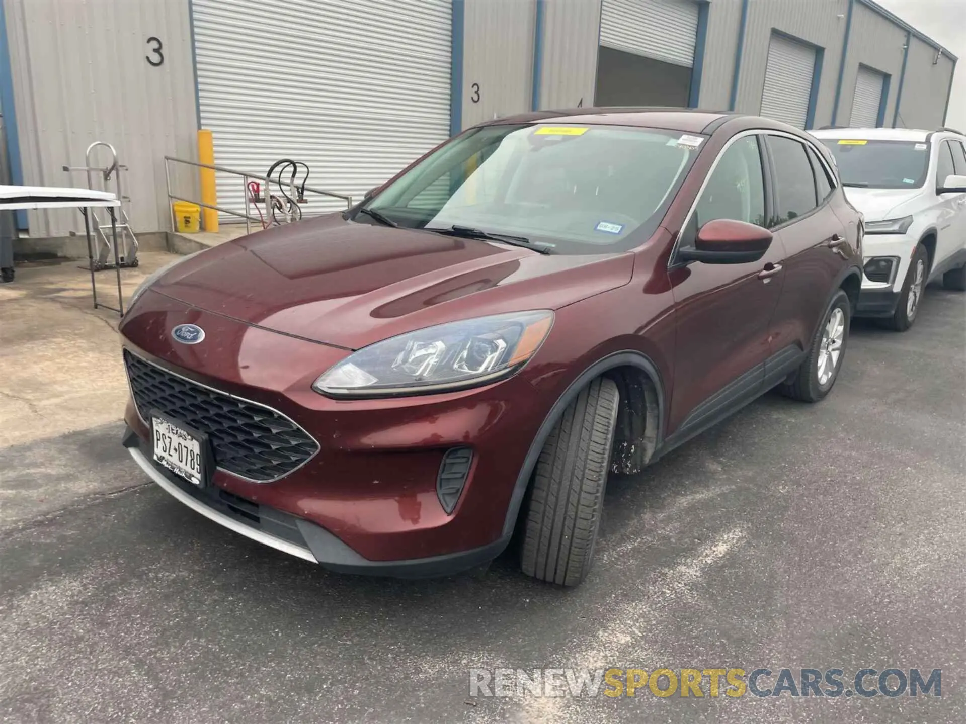 10 Photograph of a damaged car 1FMCU0BZ0MUA50663 FORD ESCAPE 2021