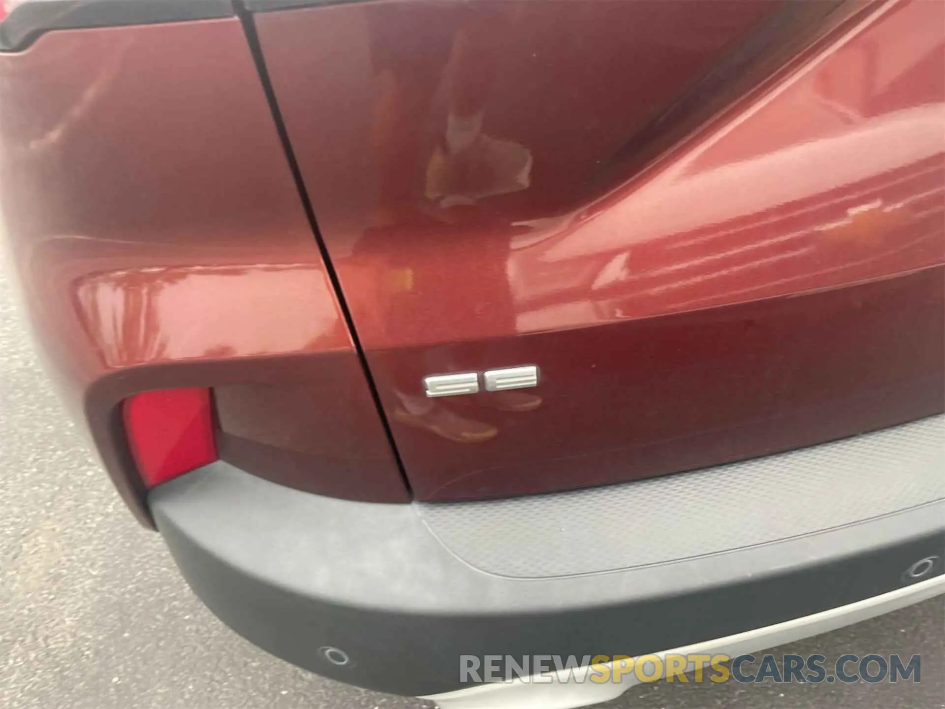 11 Photograph of a damaged car 1FMCU0BZ0MUA50663 FORD ESCAPE 2021