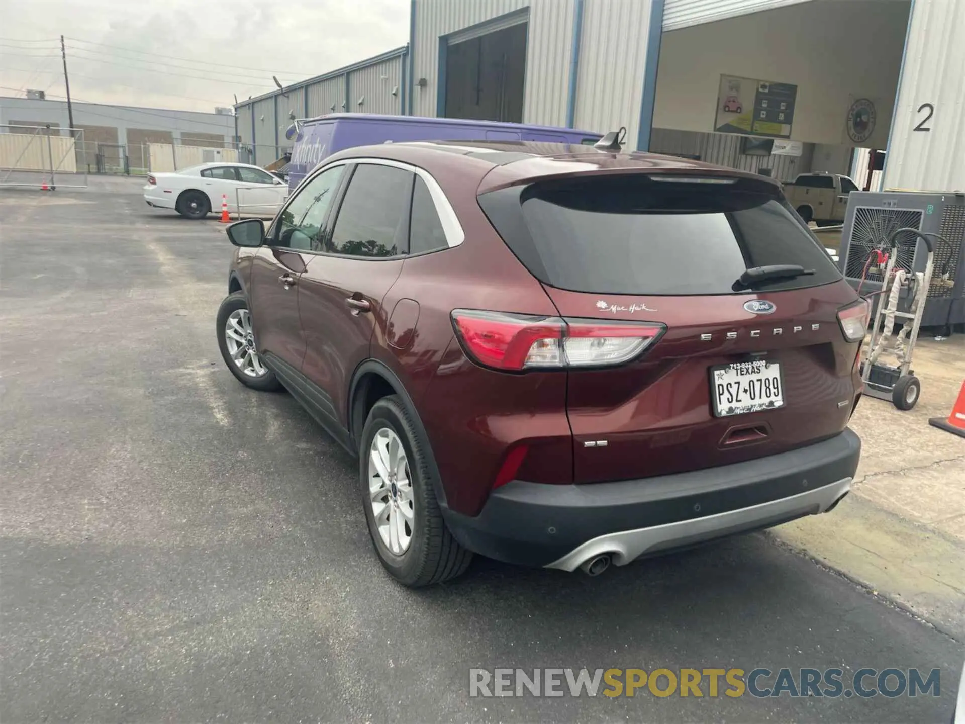5 Photograph of a damaged car 1FMCU0BZ0MUA50663 FORD ESCAPE 2021