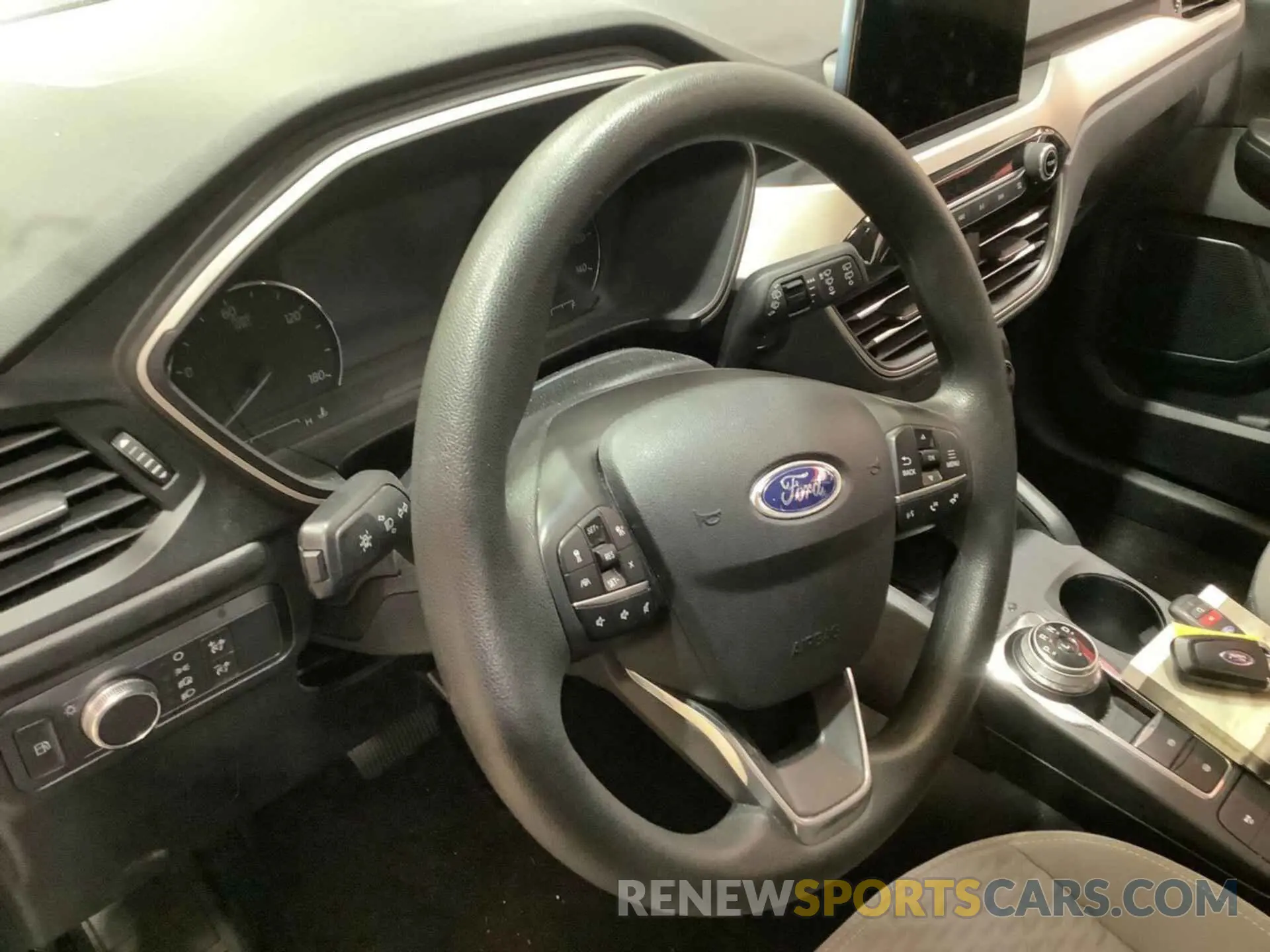 13 Photograph of a damaged car 1FMCU0BZ1MUA52776 FORD ESCAPE 2021