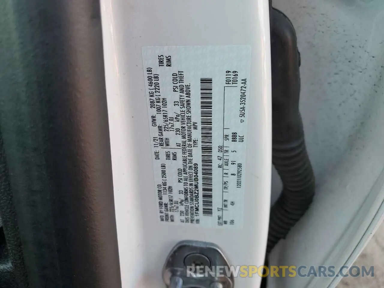 13 Photograph of a damaged car 1FMCU0BZ2MUB04089 FORD ESCAPE 2021