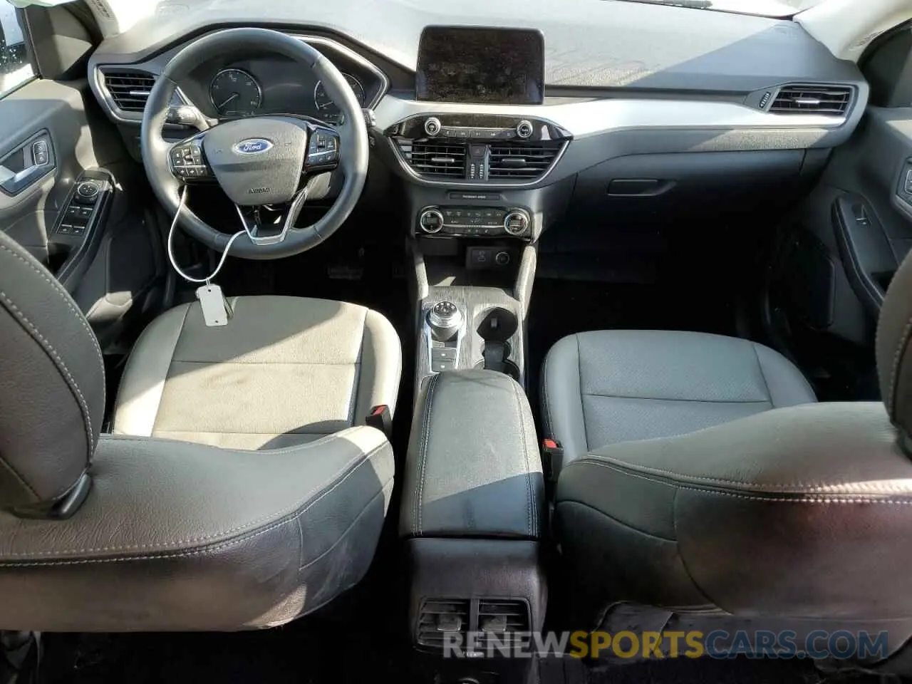 8 Photograph of a damaged car 1FMCU0BZ2MUB04089 FORD ESCAPE 2021