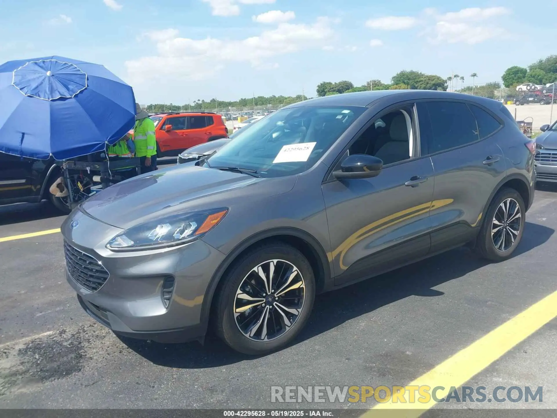 2 Photograph of a damaged car 1FMCU0BZ4MUB14560 FORD ESCAPE 2021